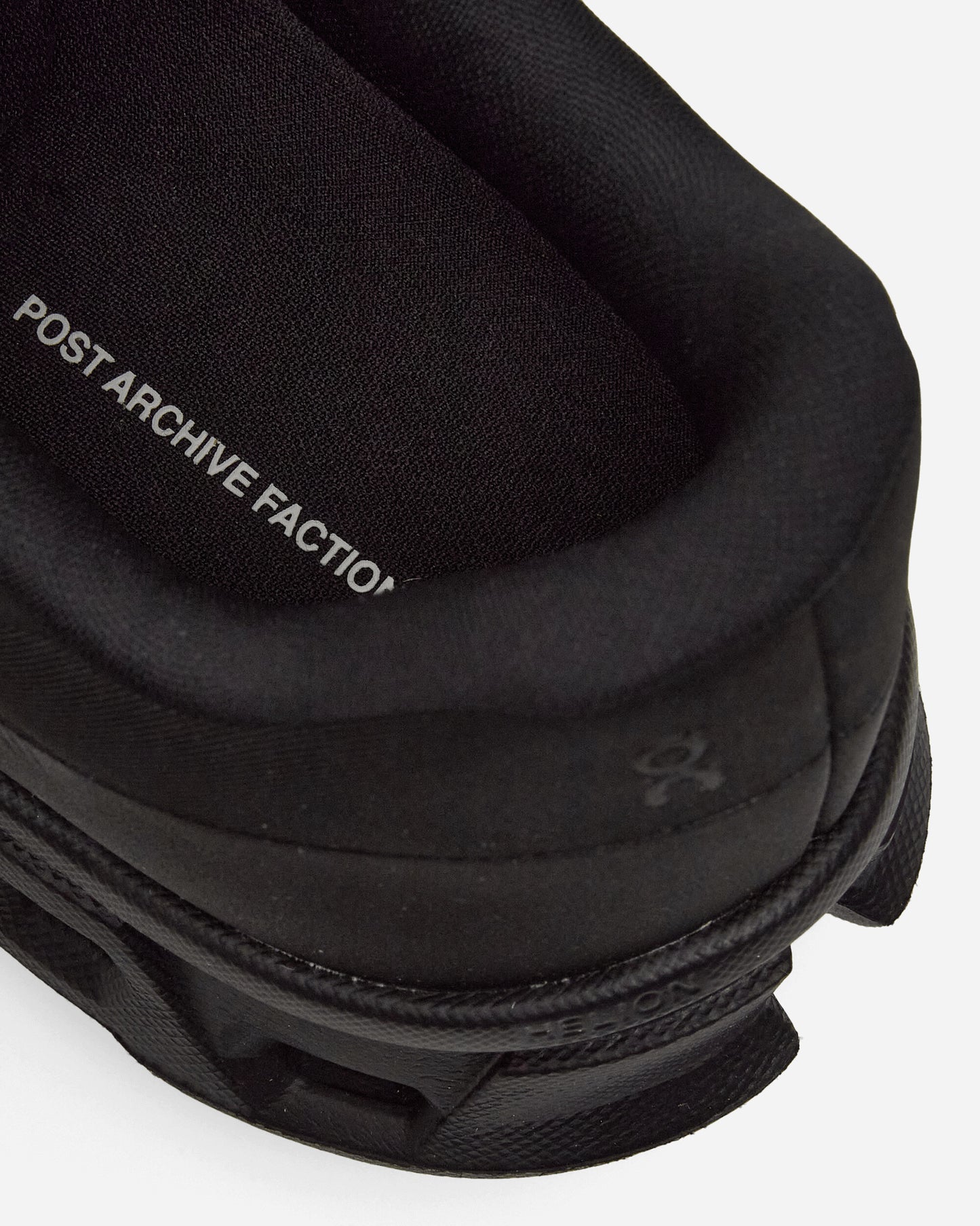 On Cloudmonster Hyper Paf Black Sneakers Low 3MF30931043 002