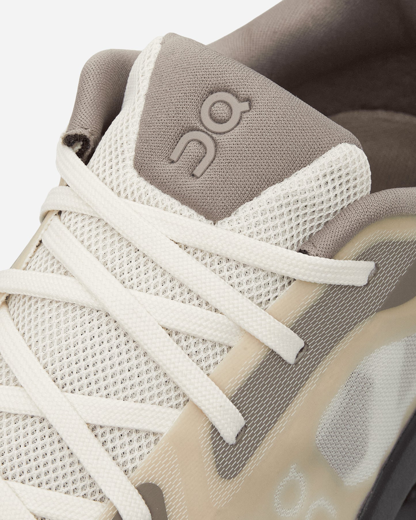 On Cloudtilt Remix Dew/Pebble Sneakers Low 3MG10274822 270