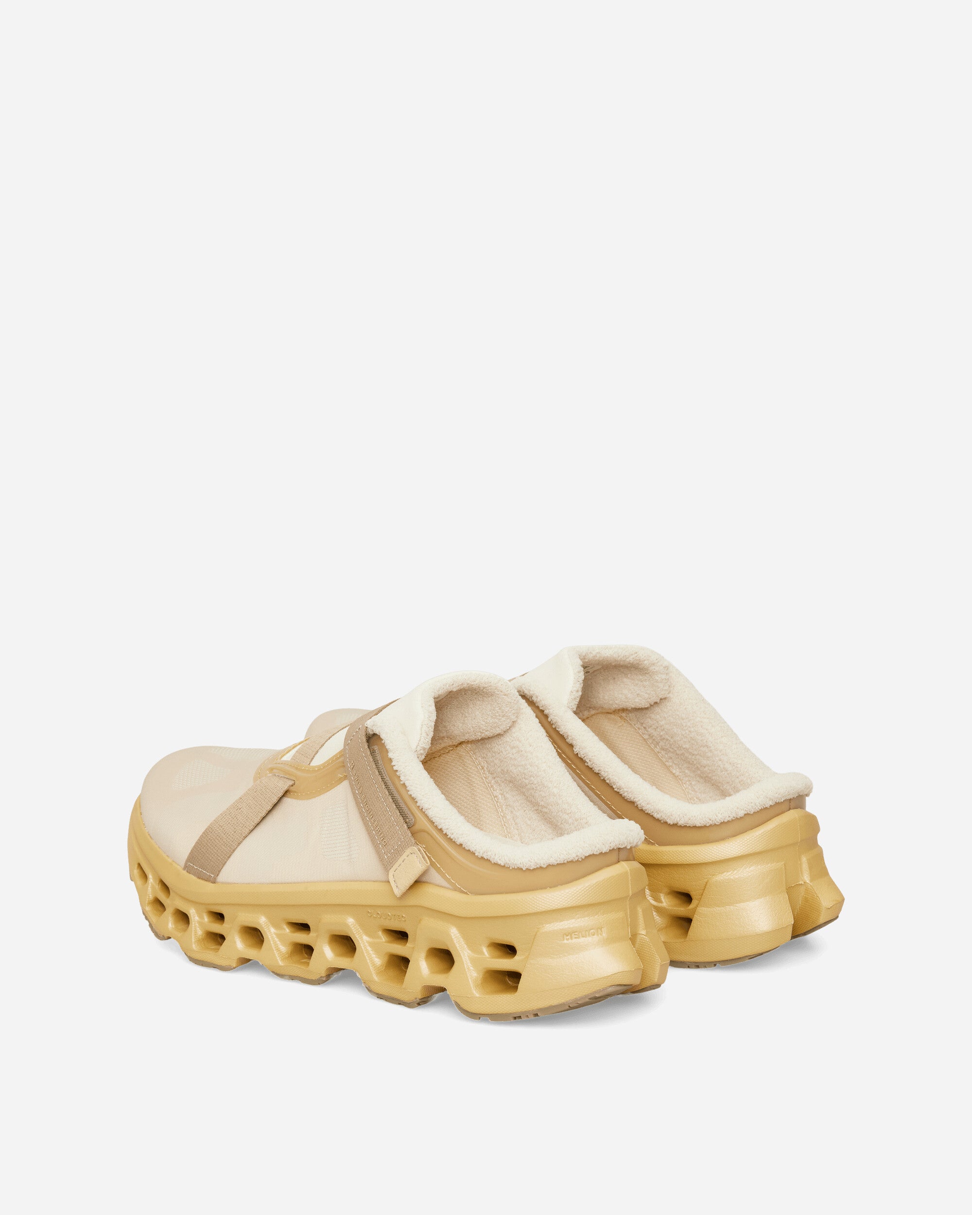 On Wmns Cloudmonster 3 Mule Loess/Hare Sneakers Low 3WG30326025 251