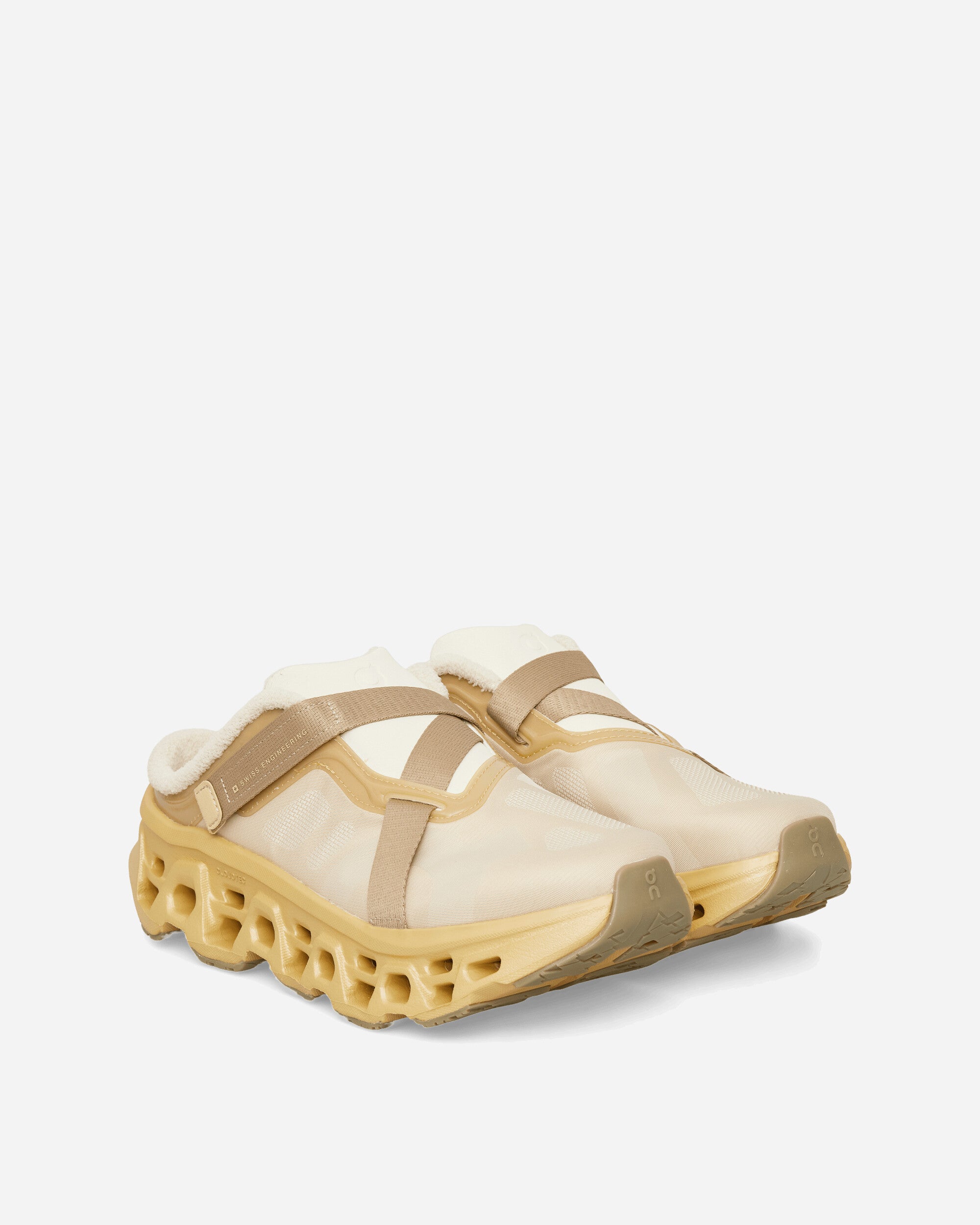 On Wmns Cloudmonster 3 Mule Loess/Hare Sneakers Low 3WG30326025 251