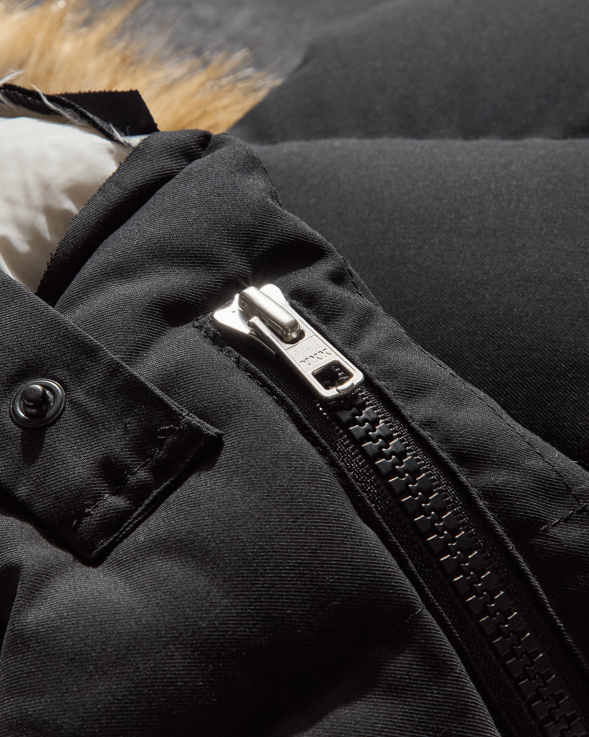 Ottolinger Wmns Deconstructed Puffer Jacket White/Black Whtblk Coats and Jackets Bomber Jackets 10970340901 5