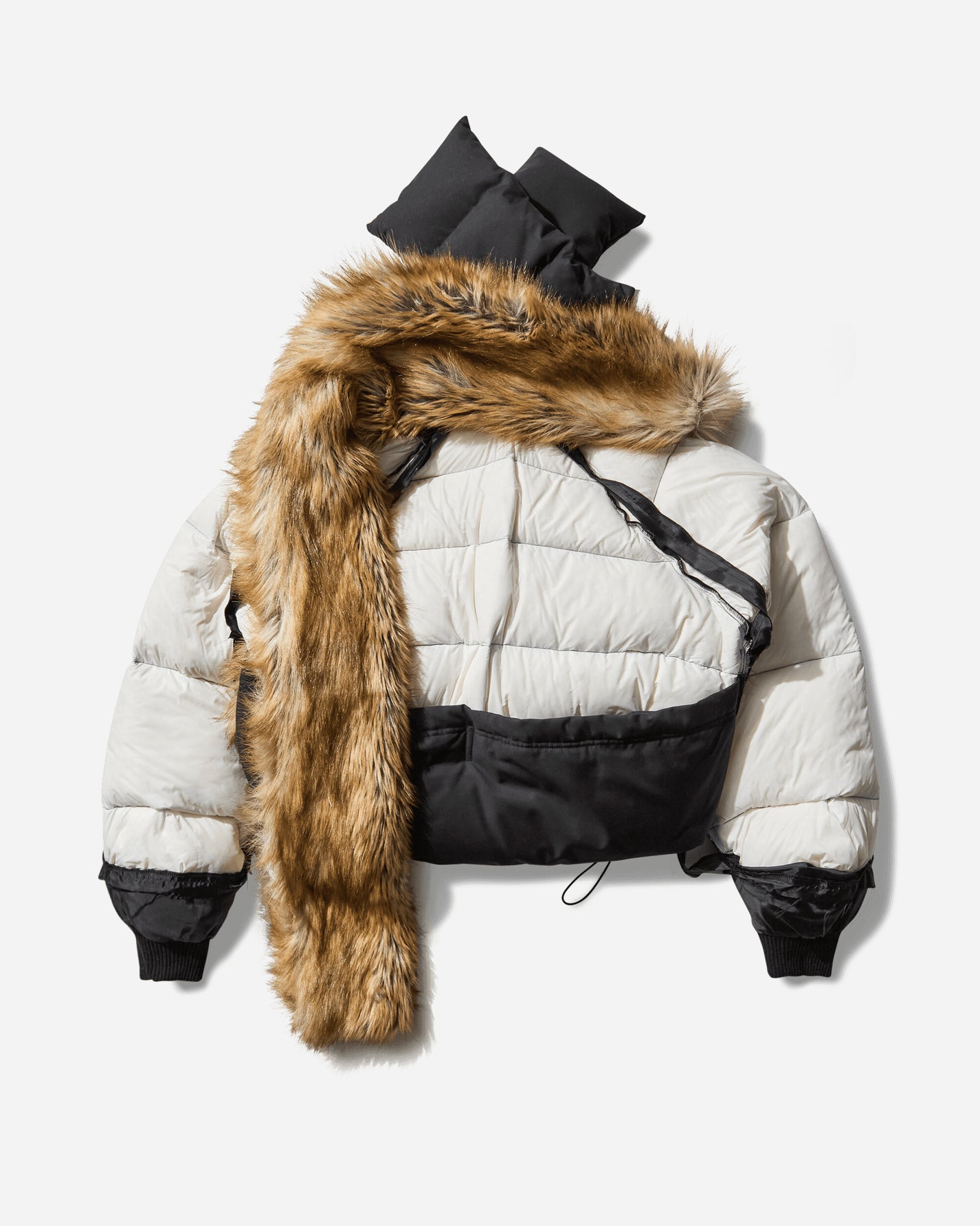 Ottolinger Wmns Deconstructed Puffer Jacket White/Black Whtblk Coats and Jackets Bomber Jackets 10970340901 5