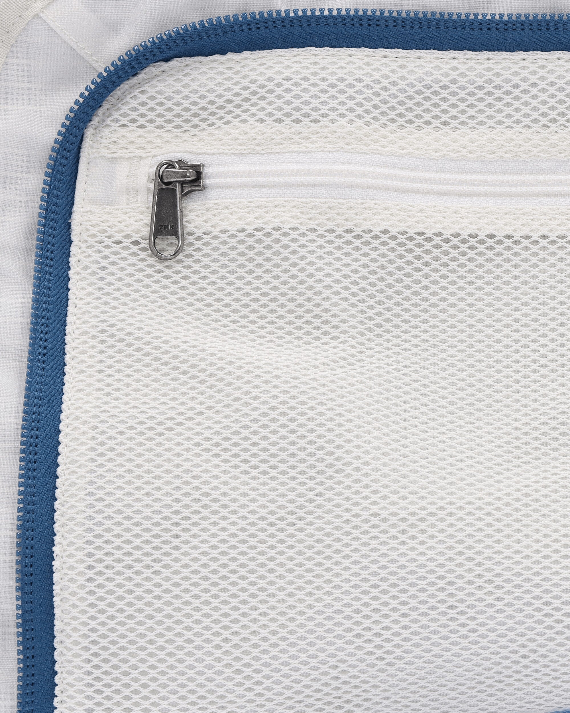 Patagonia Black Hole Duffel 40L Birch White Bags and Backpacks Travel Bags 49339 BCW