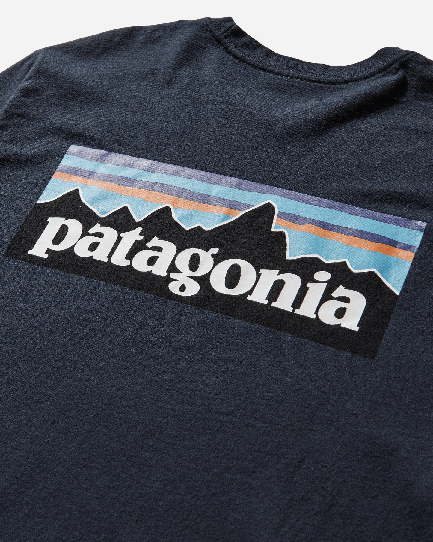 Patagonia M'S L/S P-6 Logo Responsibili-Tee New Navy T-Shirts Shortsleeve 38518 NENA