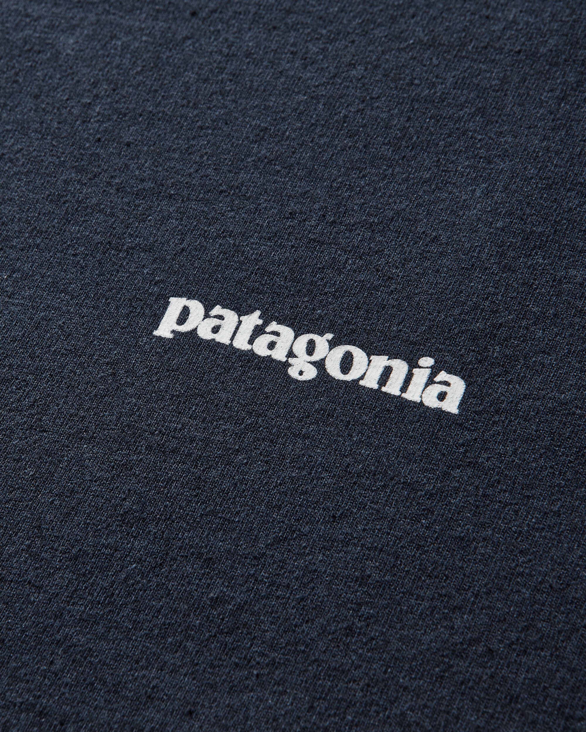 Patagonia M'S L/S P-6 Logo Responsibili-Tee New Navy T-Shirts Shortsleeve 38518 NENA