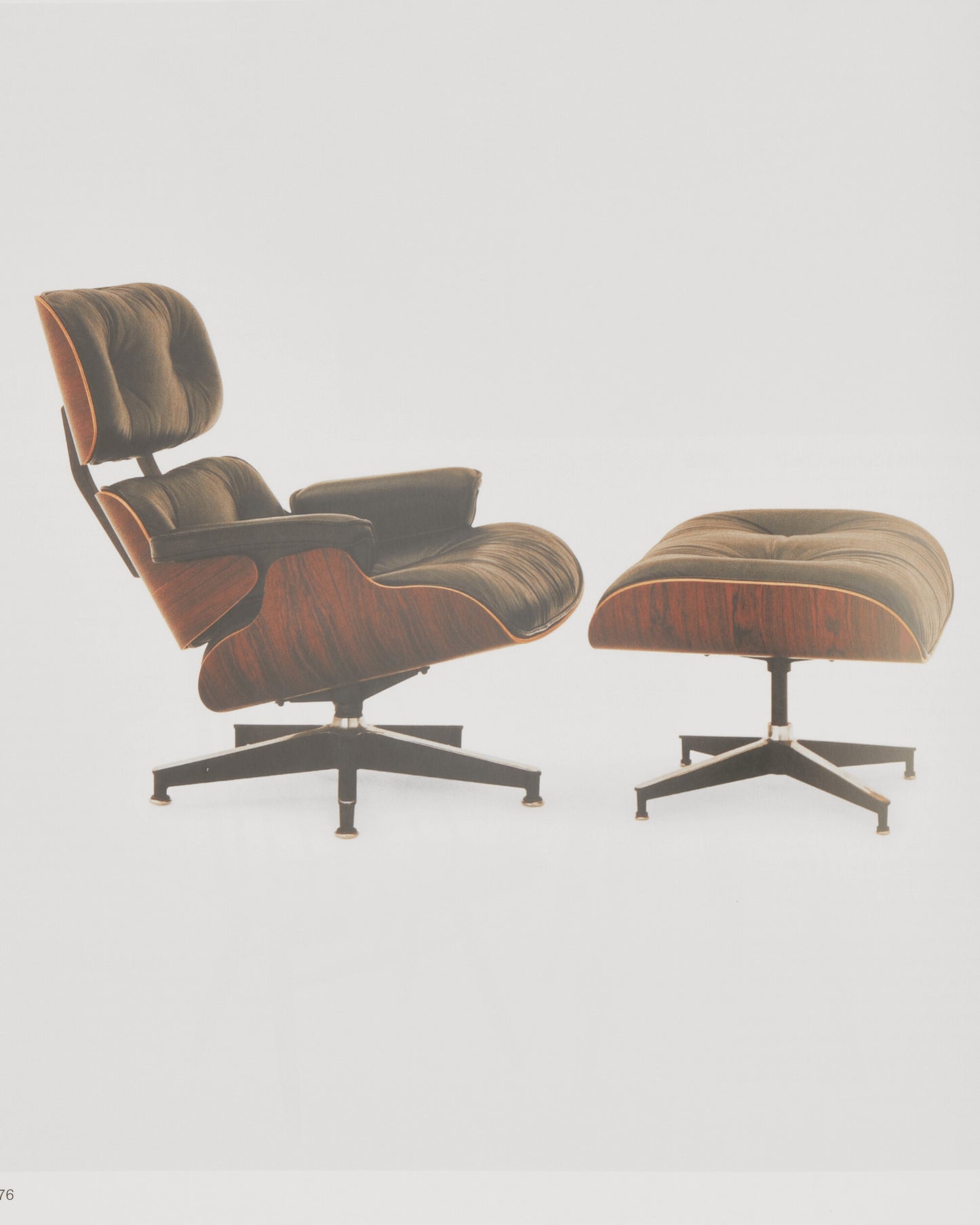 Phaidon Books 1000 Design Classics Multicolor Homeware Books and Magazines 9781838665470 MULTI