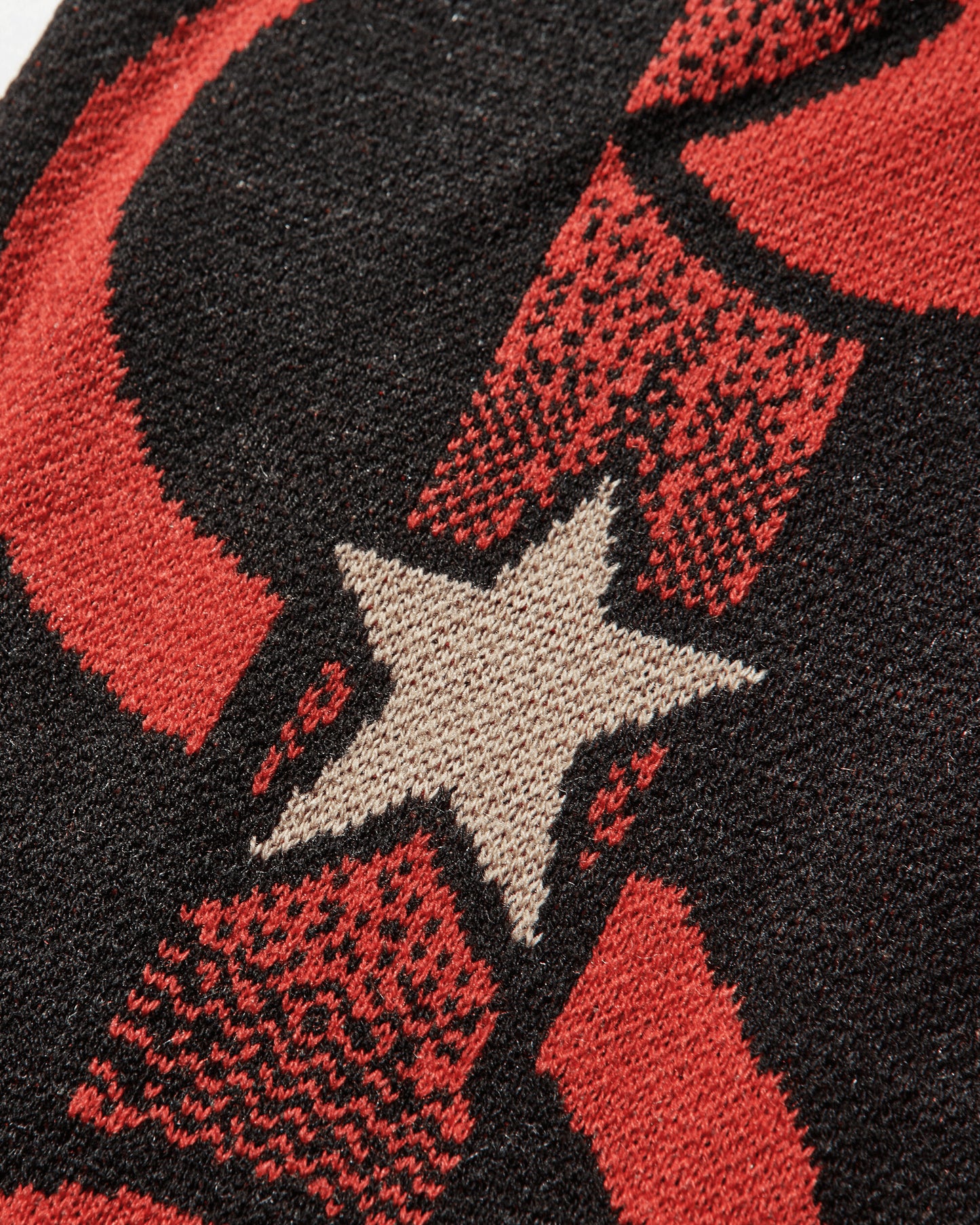 Puma ACM x Slam Jam Scarf Black/For All Time Red Gloves and Scarves Scarves and Warmneck 055144-01