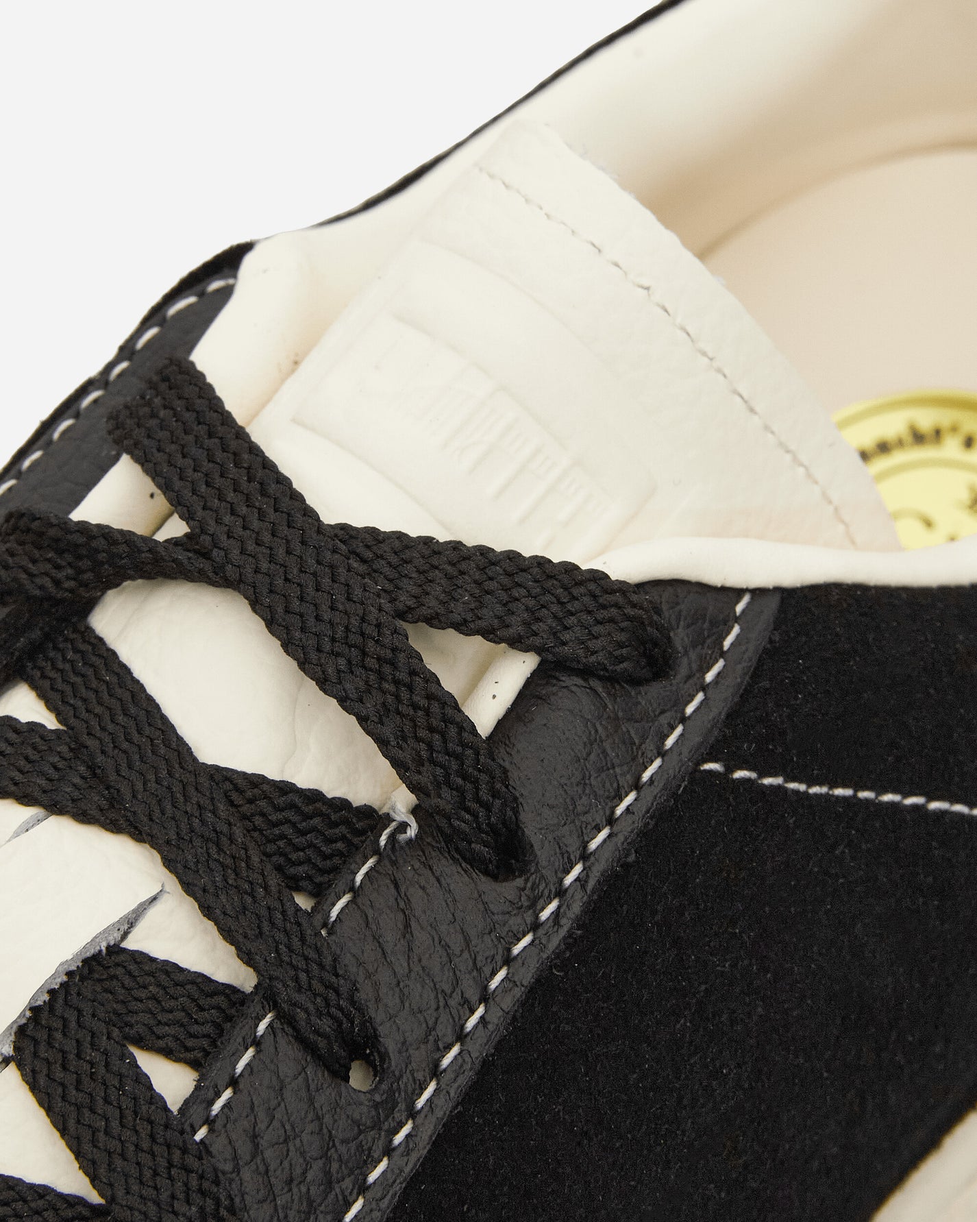 Puma Suede Icons Black/Frosted Ivory Sneakers Low 405345-01