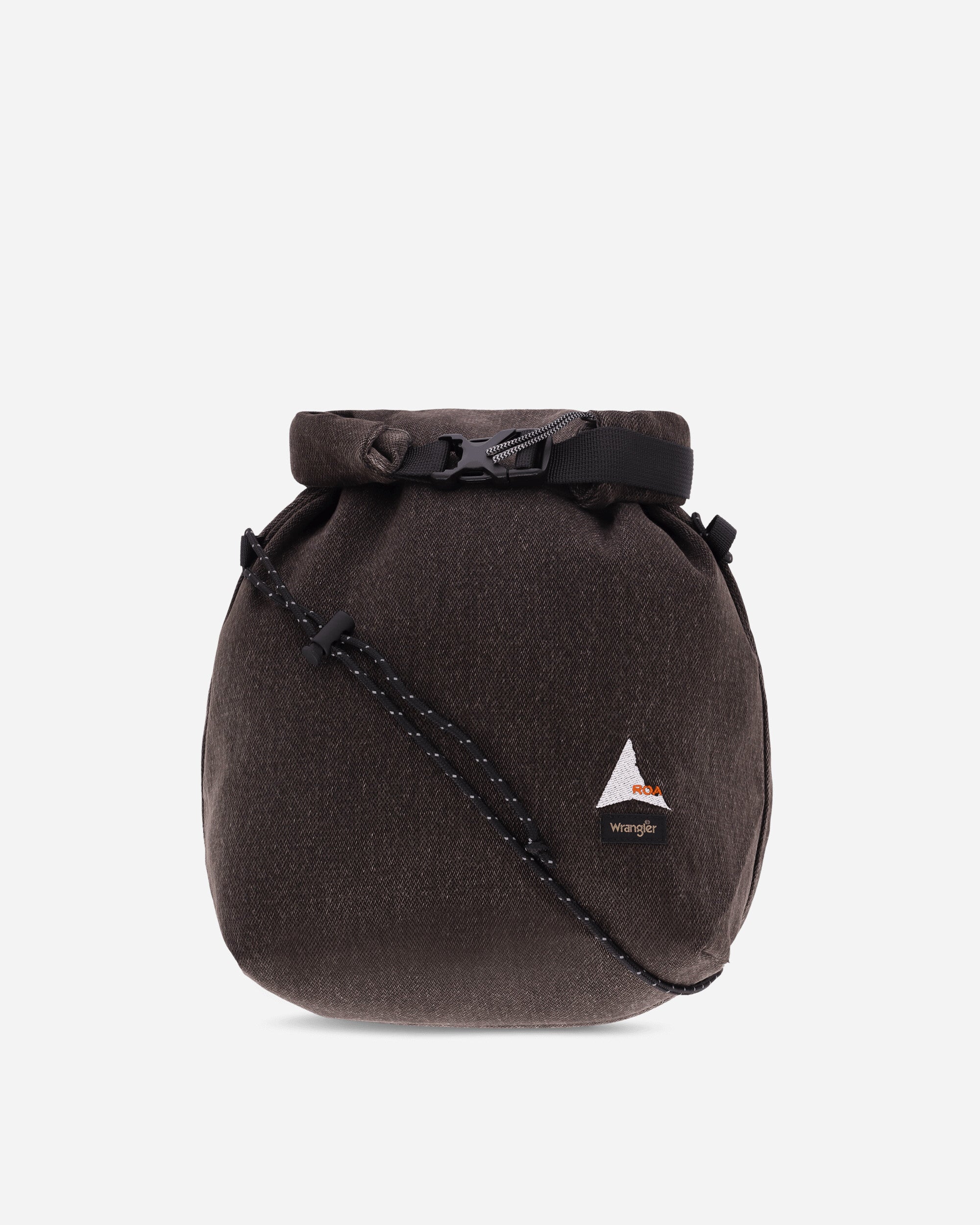 ROA Roa X Wrangler Yuna Crossbody Bag Dark Brown Bags and Backpacks Cases OBUW202FA02 BRW0003
