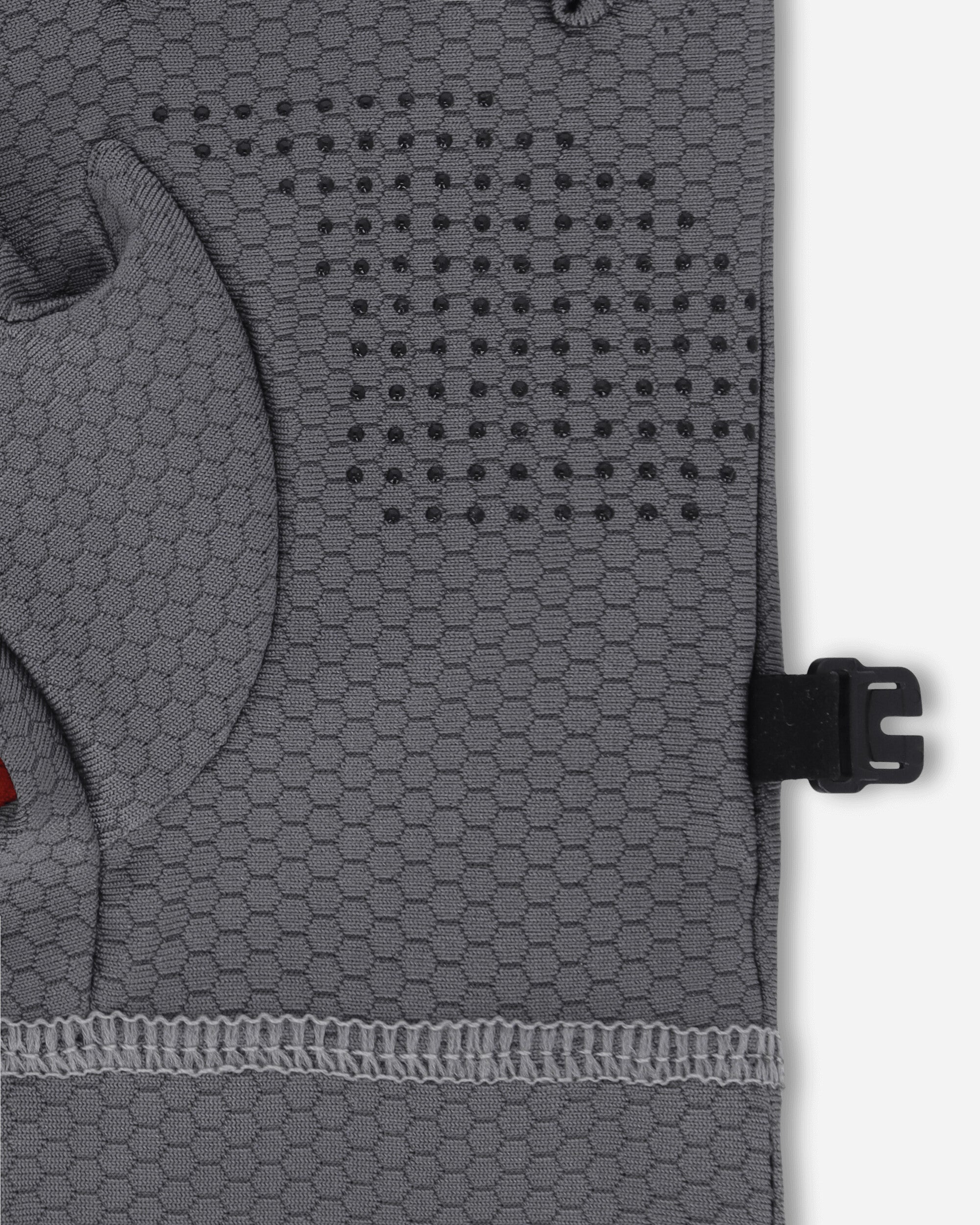 ROA Andie Base Layer Gloves Grey Dark Red Gloves and Scarves Gloves RBUW2103FA89 GRY0049