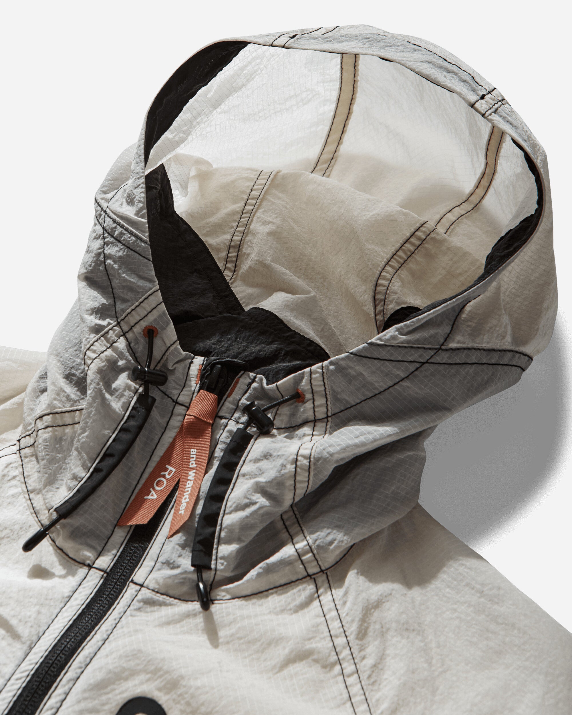ROA R01 Roa × And Wander Ripstop Wnd Jacket Off White Coats and Jackets Jackets 5746181510SJ 031