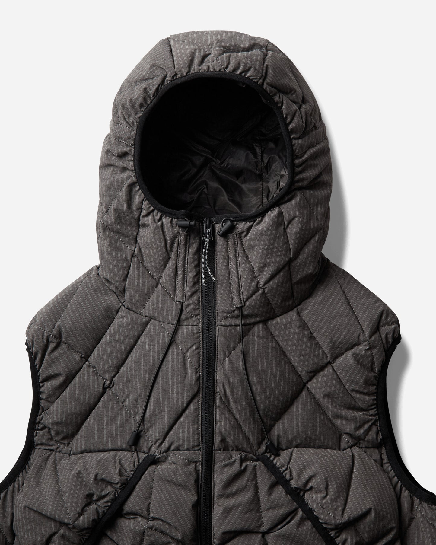 ROA Nuna 800 Fill Power Pinstriped Down Vest Graphite Coats and Jackets Vests YBUW061FA35 GRY0045