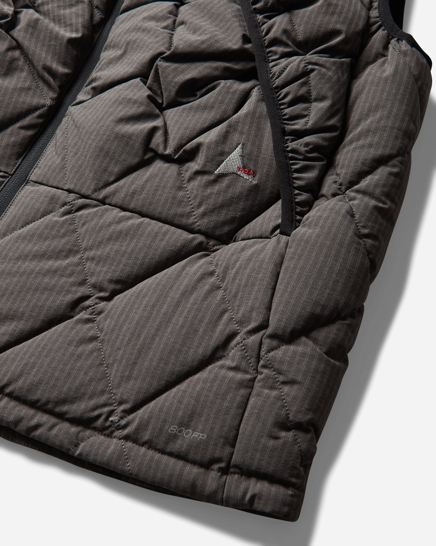 ROA Nuna 800 Fill Power Pinstriped Down Vest Graphite Coats and Jackets Vests YBUW061FA35 GRY0045