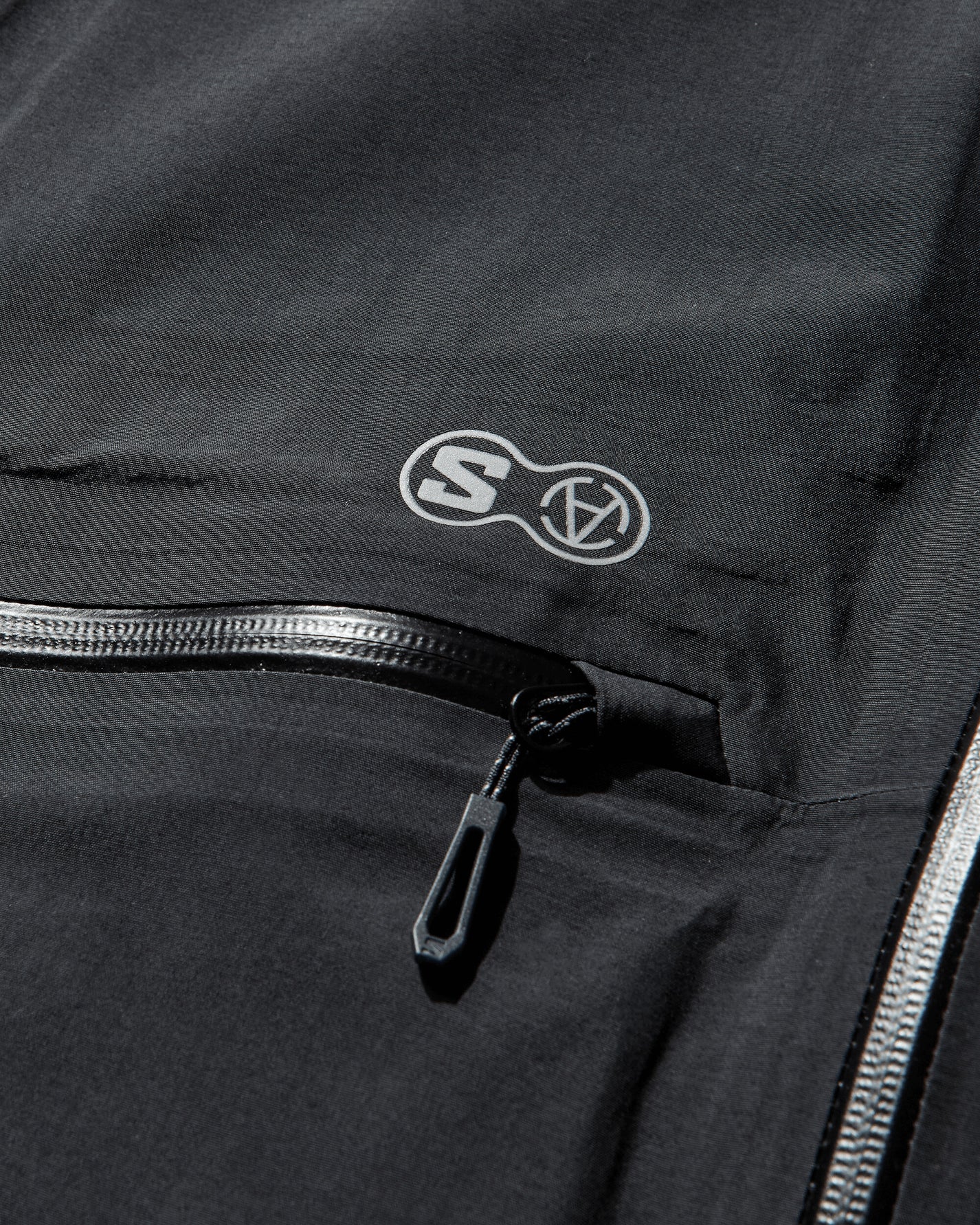 Salomon Salomon Absolute 3L X Slam Jam Deep Black Coats and Jackets Jackets LC2719400