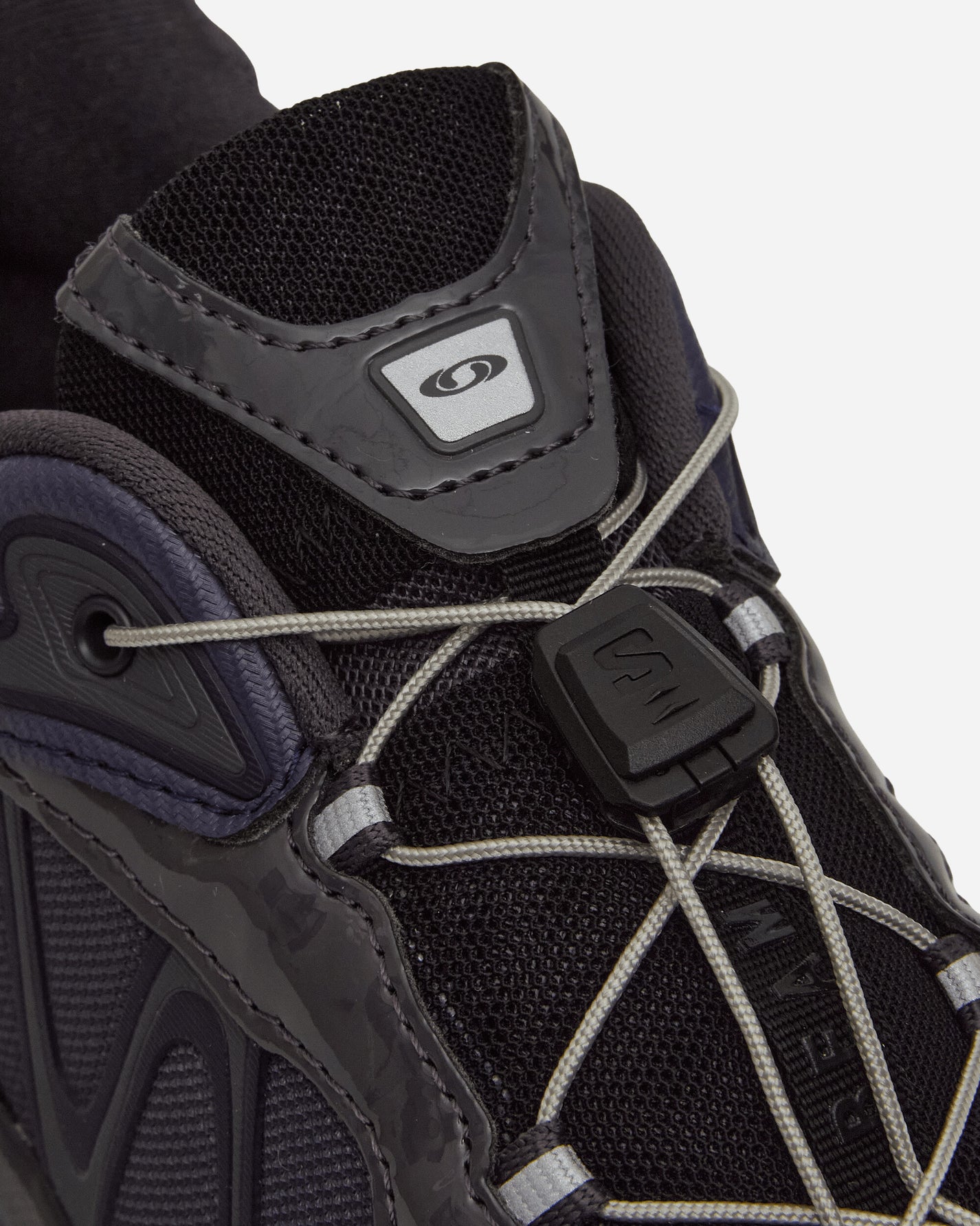 Salomon Shoes Xt Whisper Beams Astral/Iron/Lib Sneakers Low L47913900