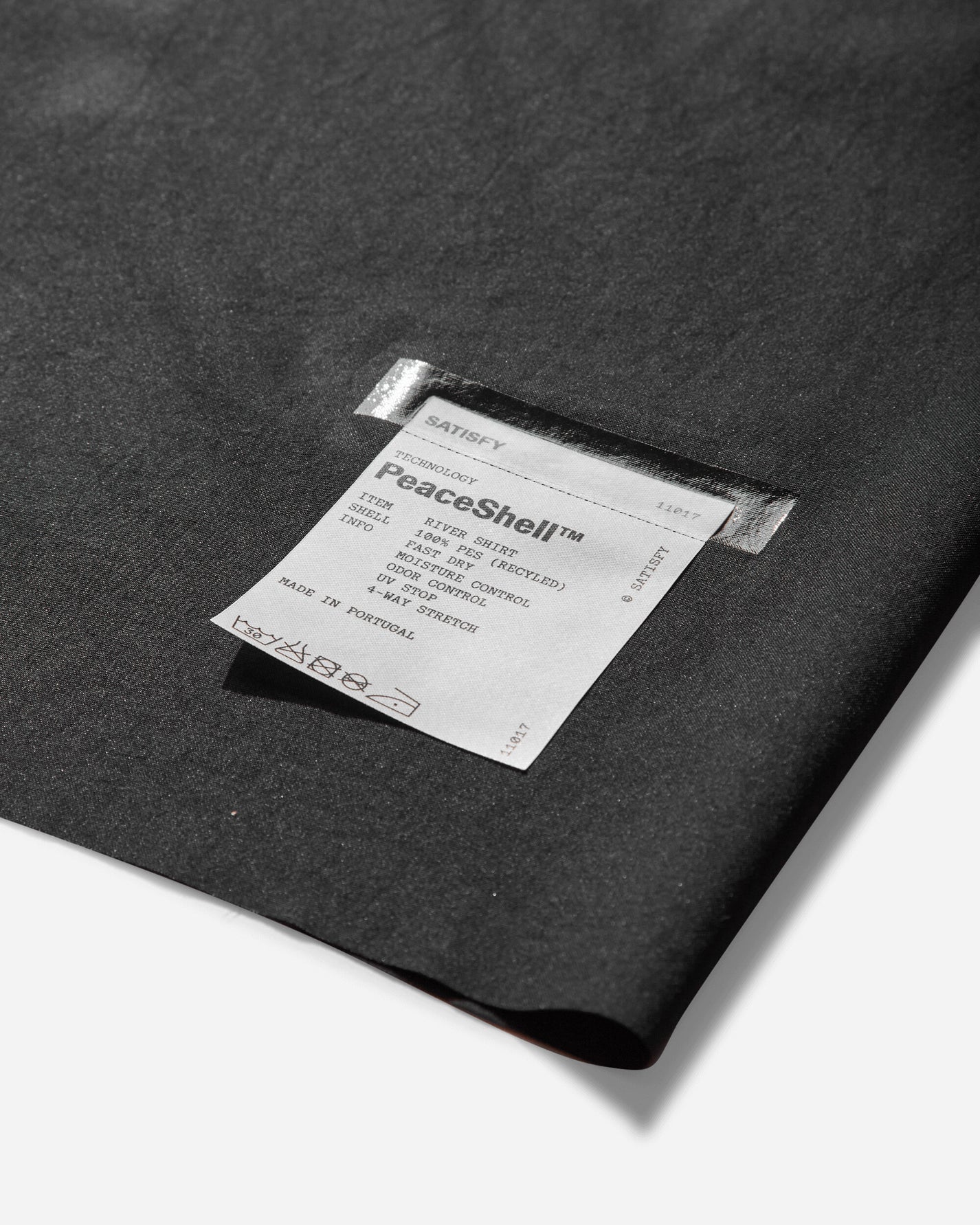 Satisfy PeaceShell River Shirt Black Shirts Longsleeve Shirt 11017 00000