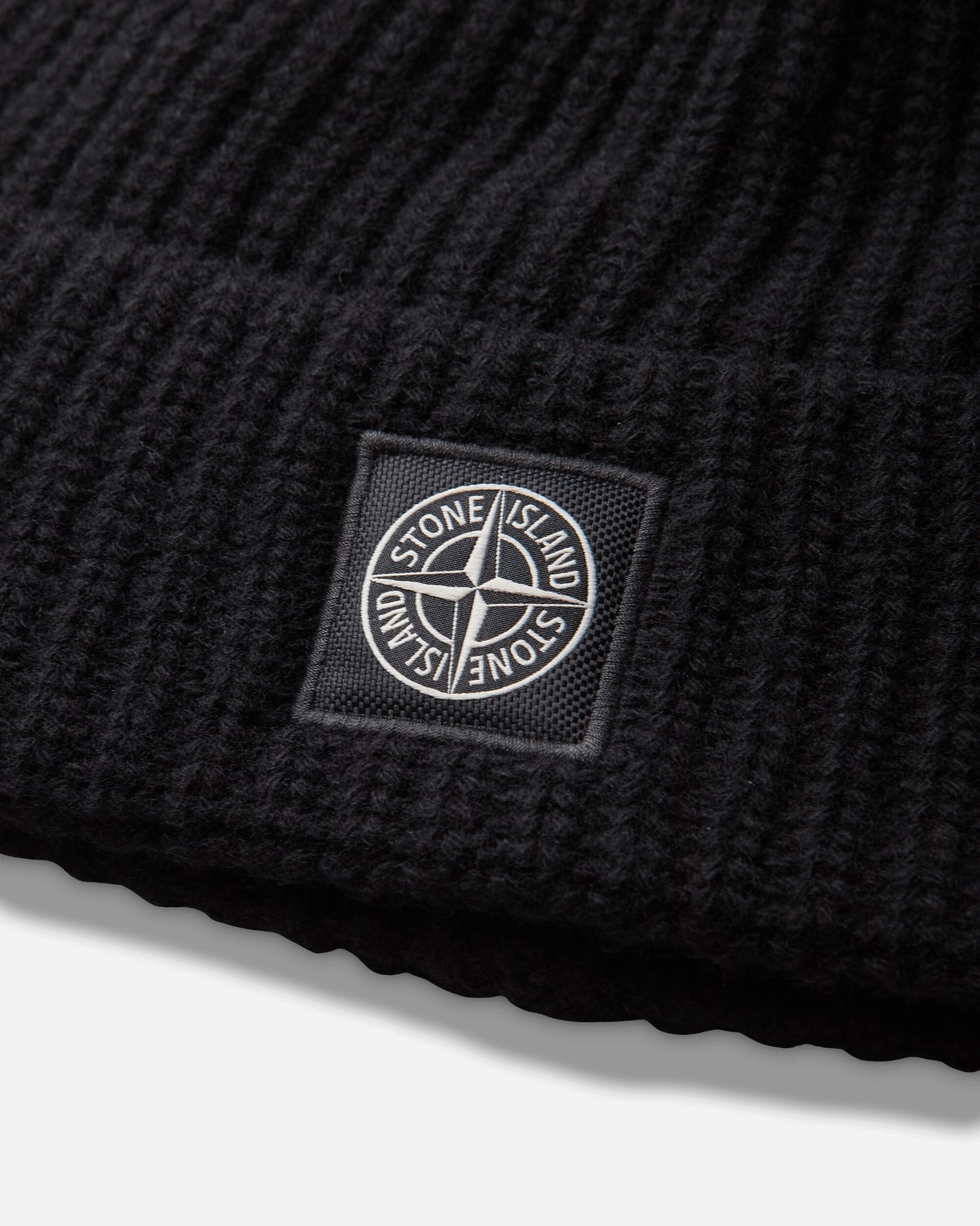 Stone Island Beanie Black Hats Beanies L2S15N100012S00B4 V0029