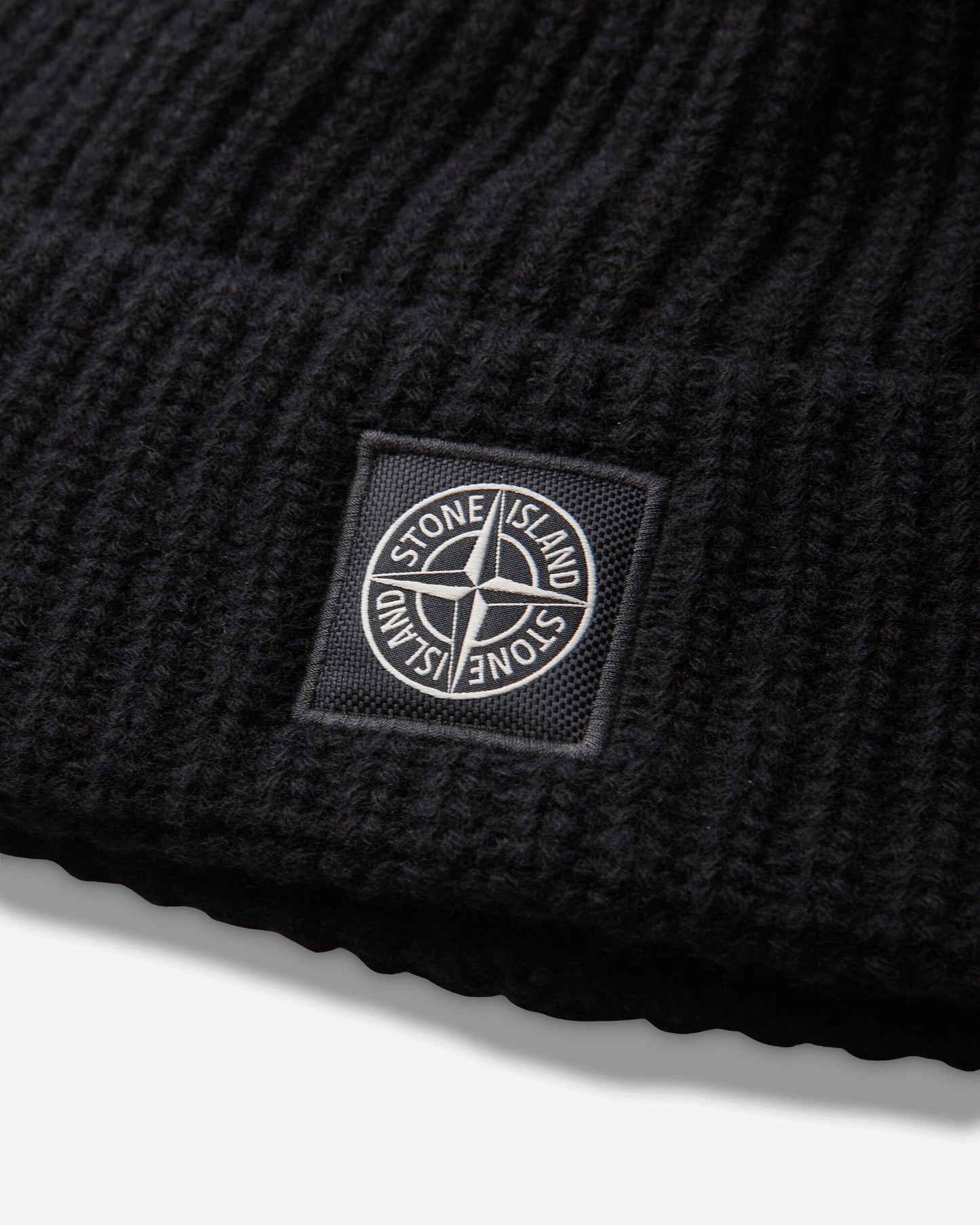 Stone Island Beanie Black Hats Beanies L2S15N100012S00B4 V0029