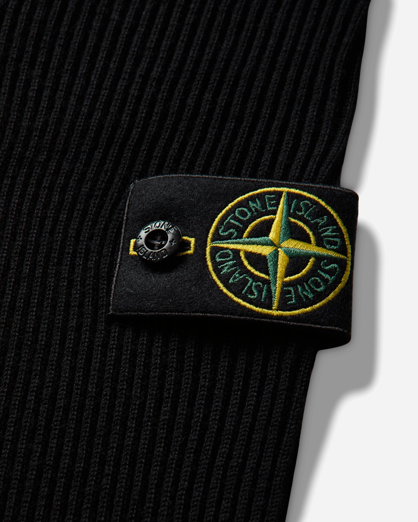 Stone Island Cardigan Black Knitwears Cardigans L2S155100017S00C2 V0029