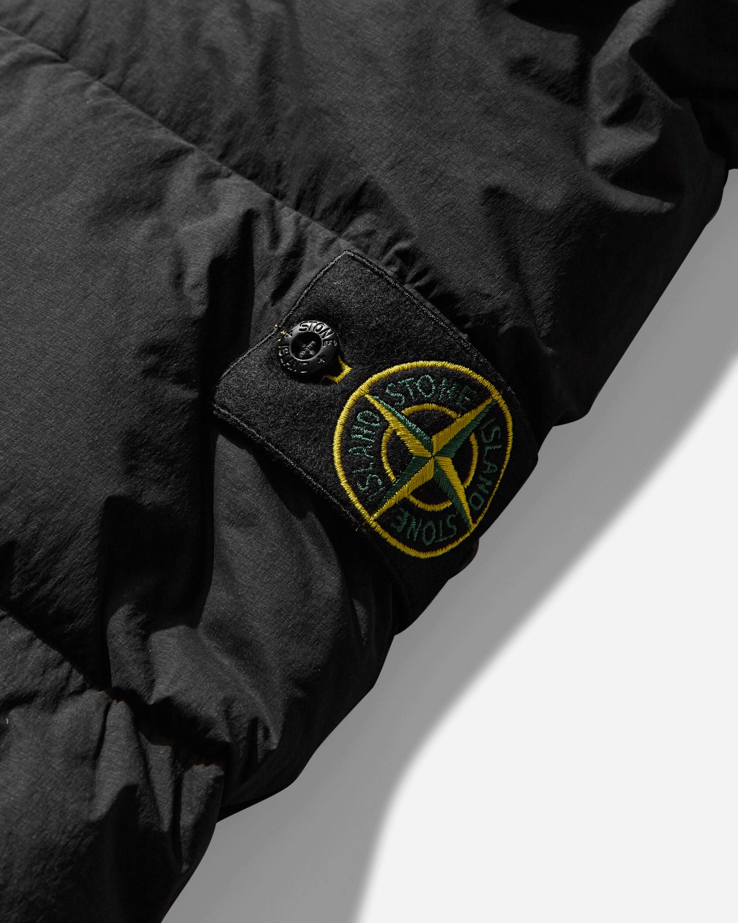 Stone Island Crinkle Reps Bomber Jacket Black Coats and Jackets Down Jackets K2S15-4100010-S0A23 V0029
