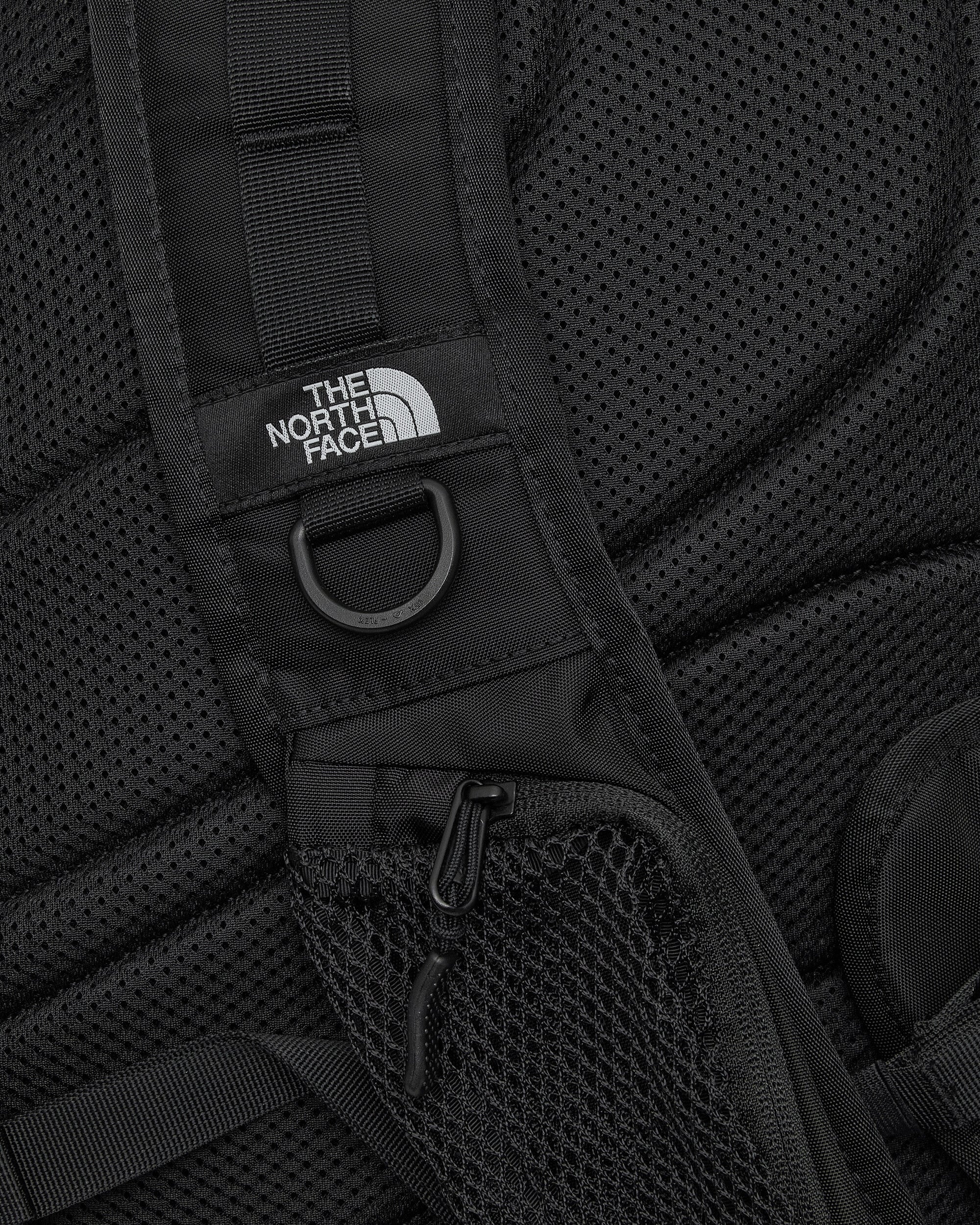 The North Face Hot Shot Sling Tnf Black Bags and Backpacks Backpacks NF0A8JCEJK31 NFJK3