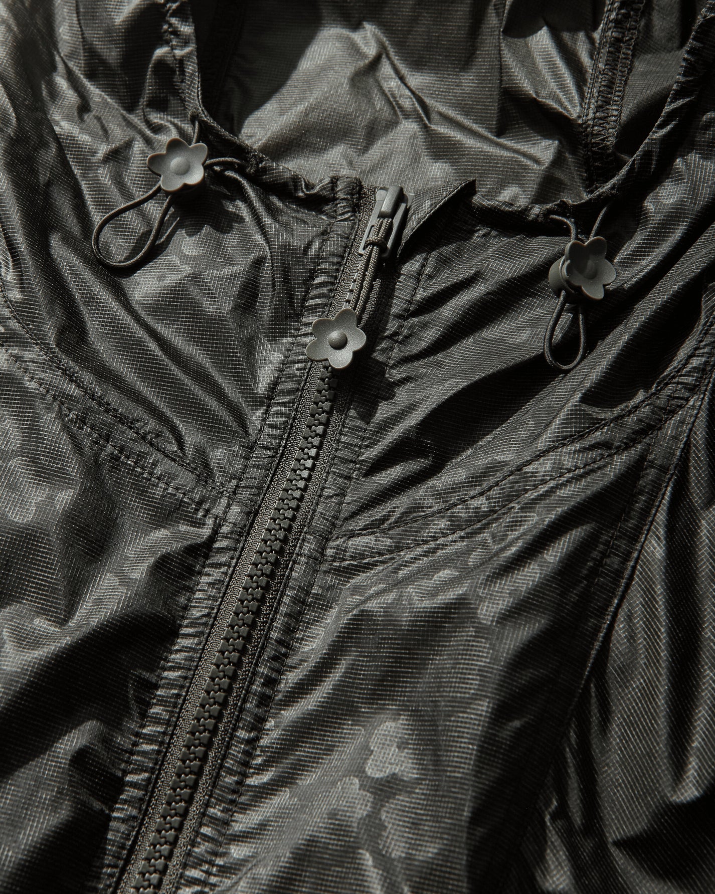 The North Face Wmns Tnf X Cb Emma Long Wind Jacket Green Coats and Jackets Windbreakers NF0A8HEGN8M1 NFN8M