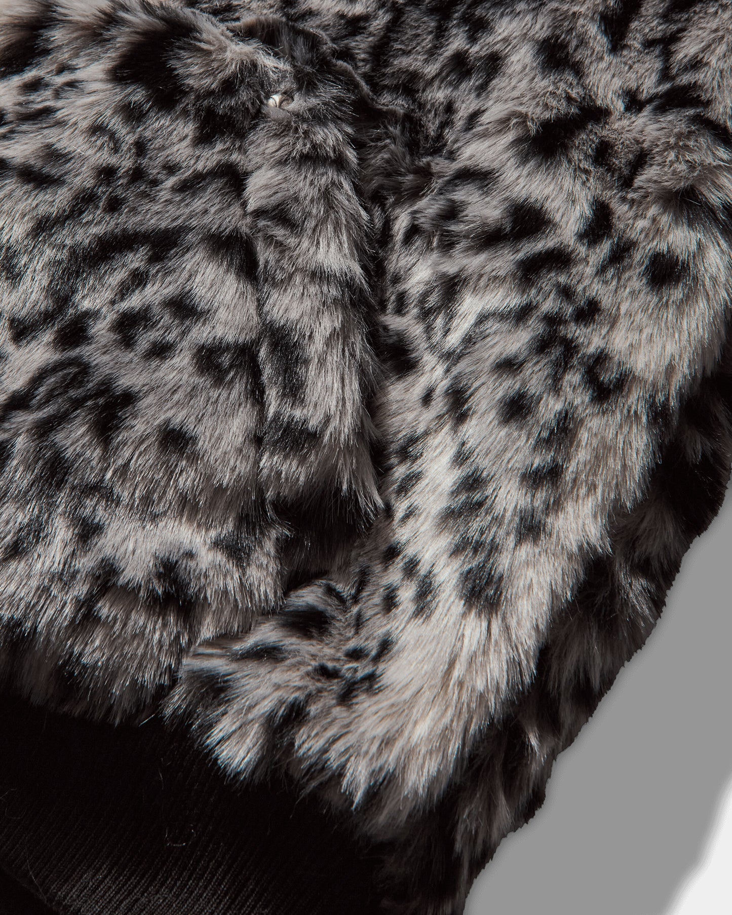 Thug Club Leopard Fur Jacket White/Black Coats and Jackets Jackets TC25JK3102 WHITEBLACK