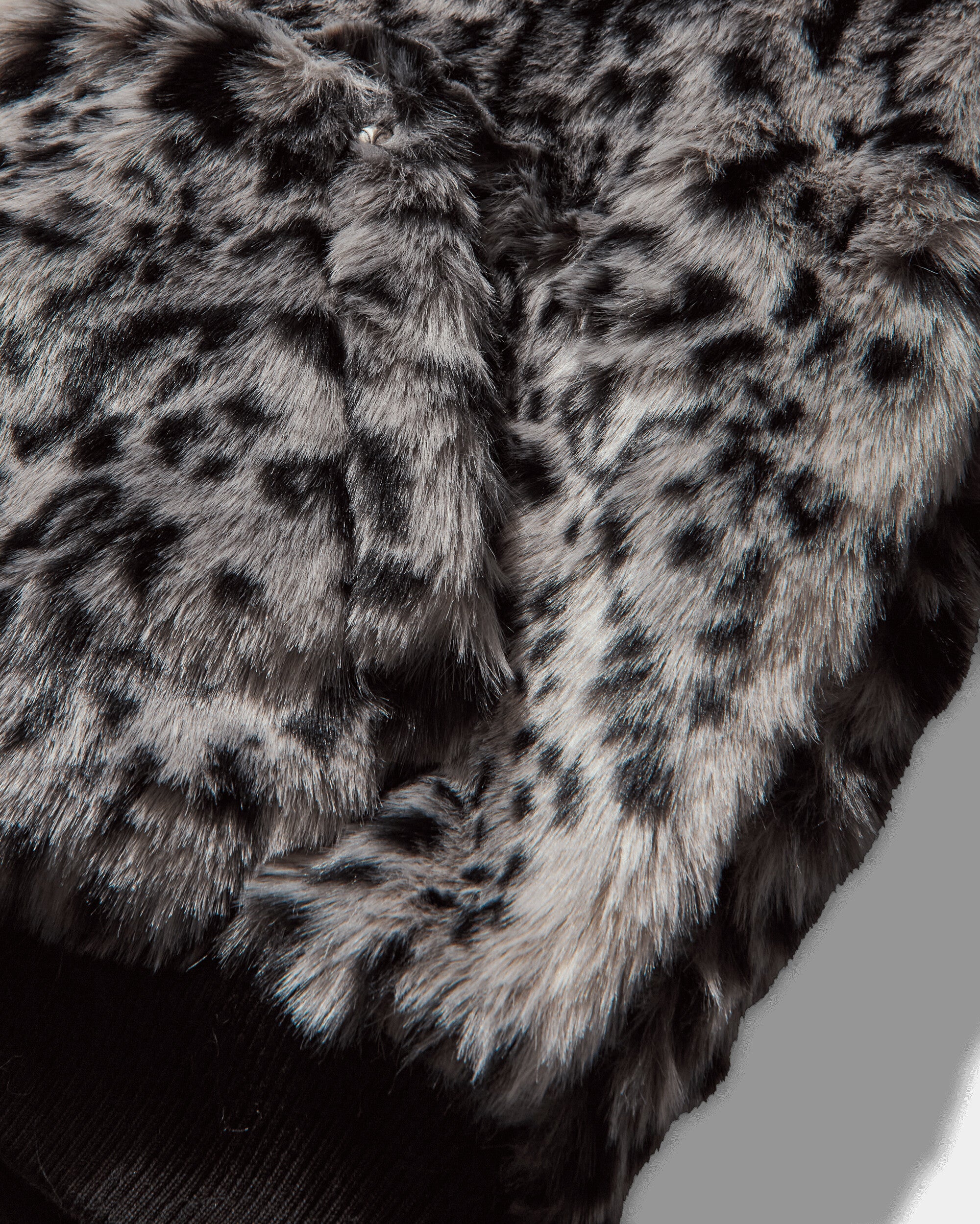 Thug Club Leopard Fur Jacket White/Black Coats and Jackets Jackets TC25JK3102 WHITEBLACK