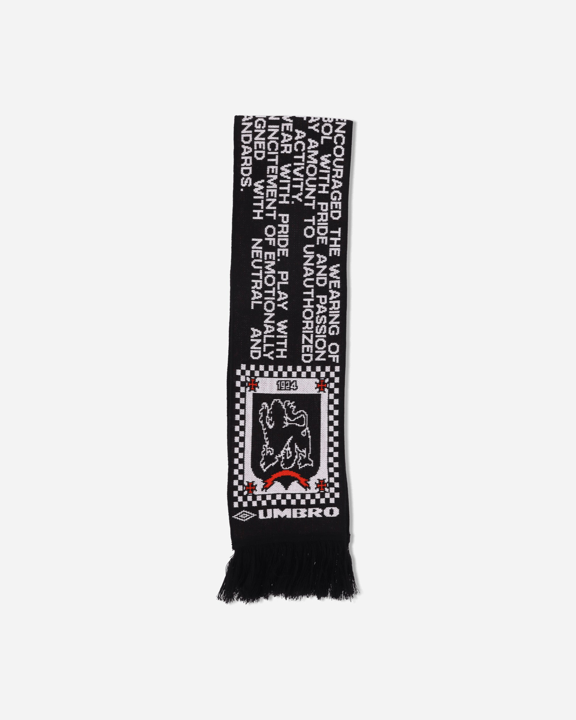 Umbro Notice Scarf Black White Gloves and Scarves Scarves and Warmneck UBMW271YA22 BLK0012