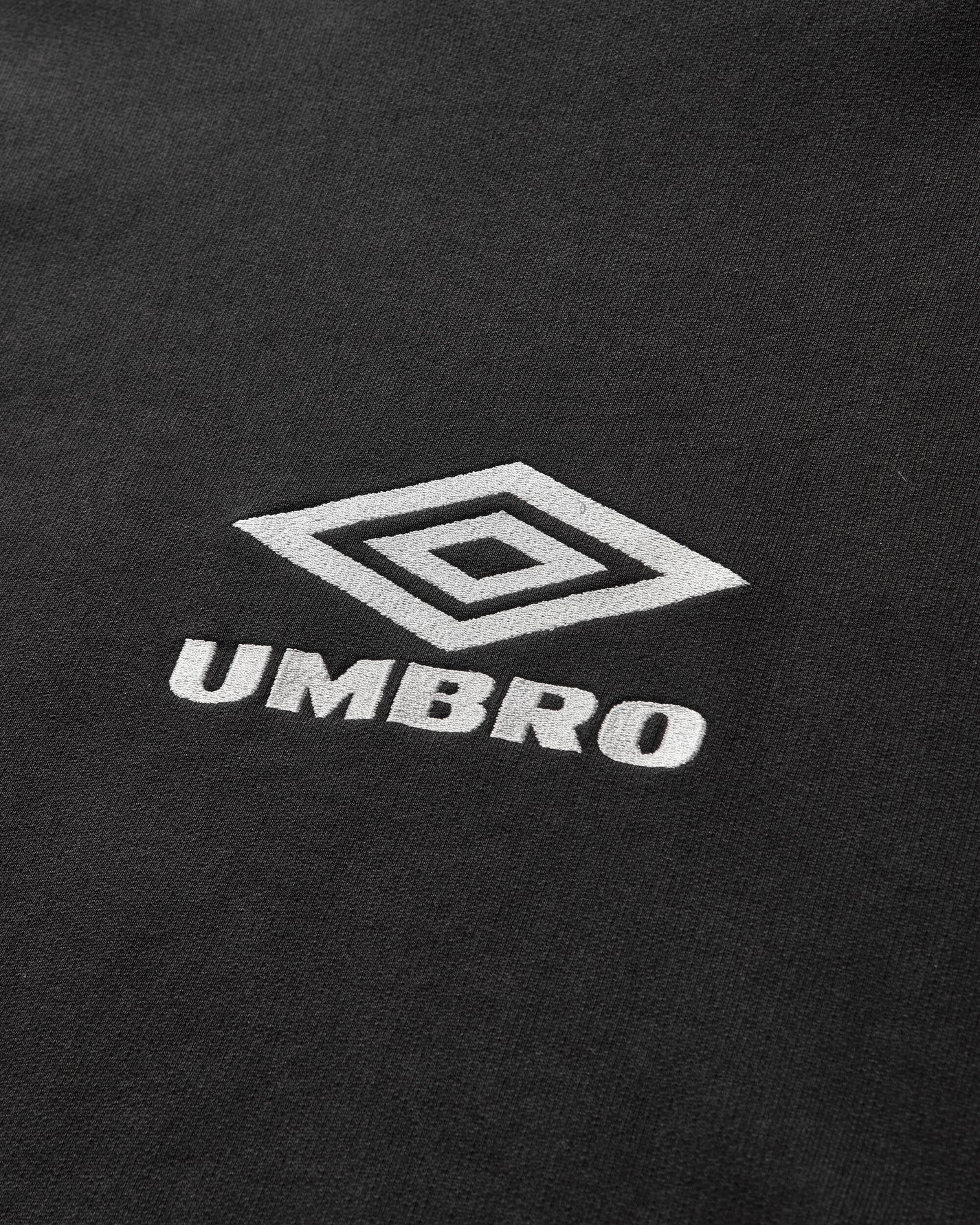 Umbro Og Logo Mask Hoodie Washed Black Sweatshirts Hoodies UBMW0216FA147 BLK0020