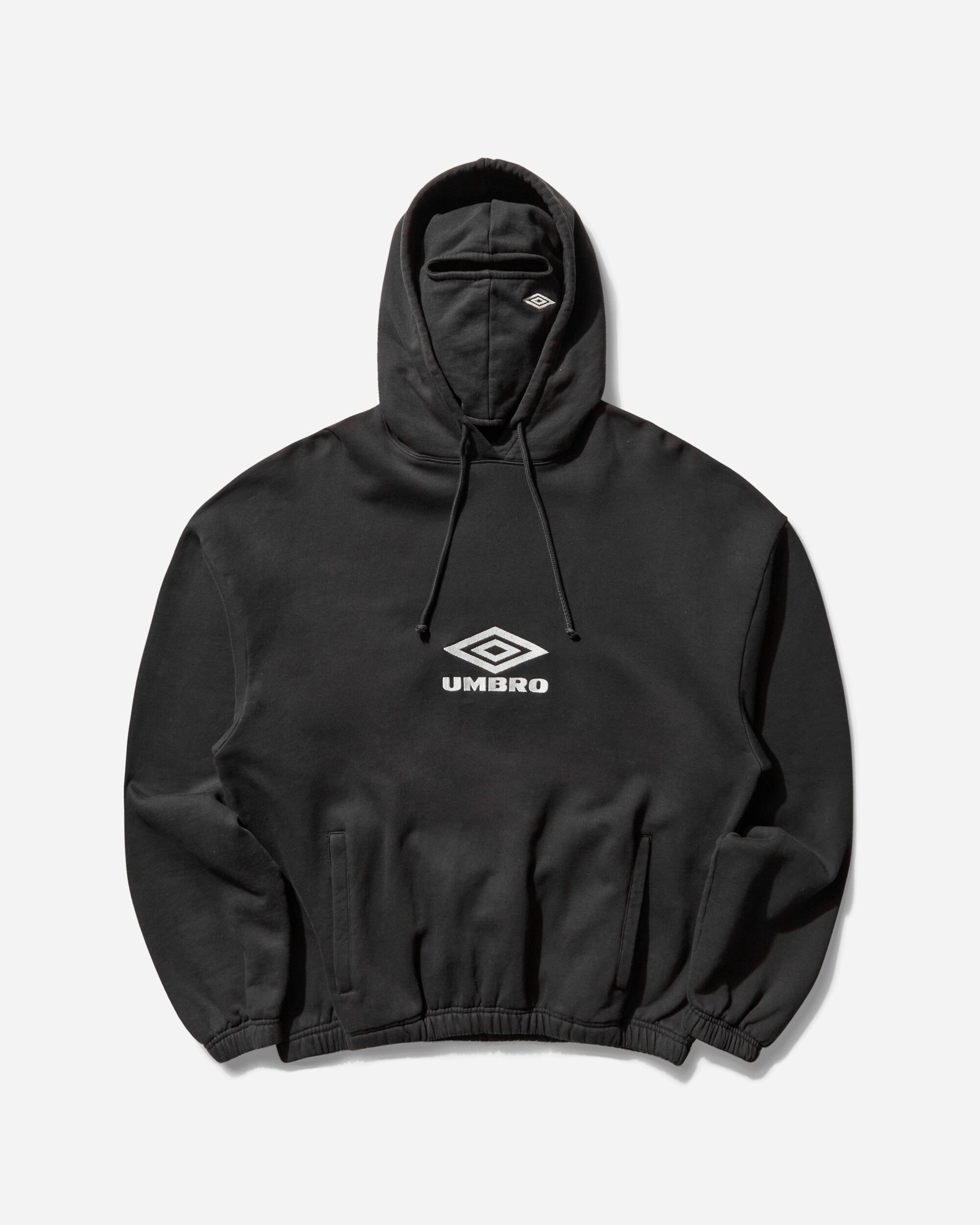 Umbro Og Logo Mask Hoodie Washed Black Sweatshirts Hoodies UBMW0216FA147 BLK0020