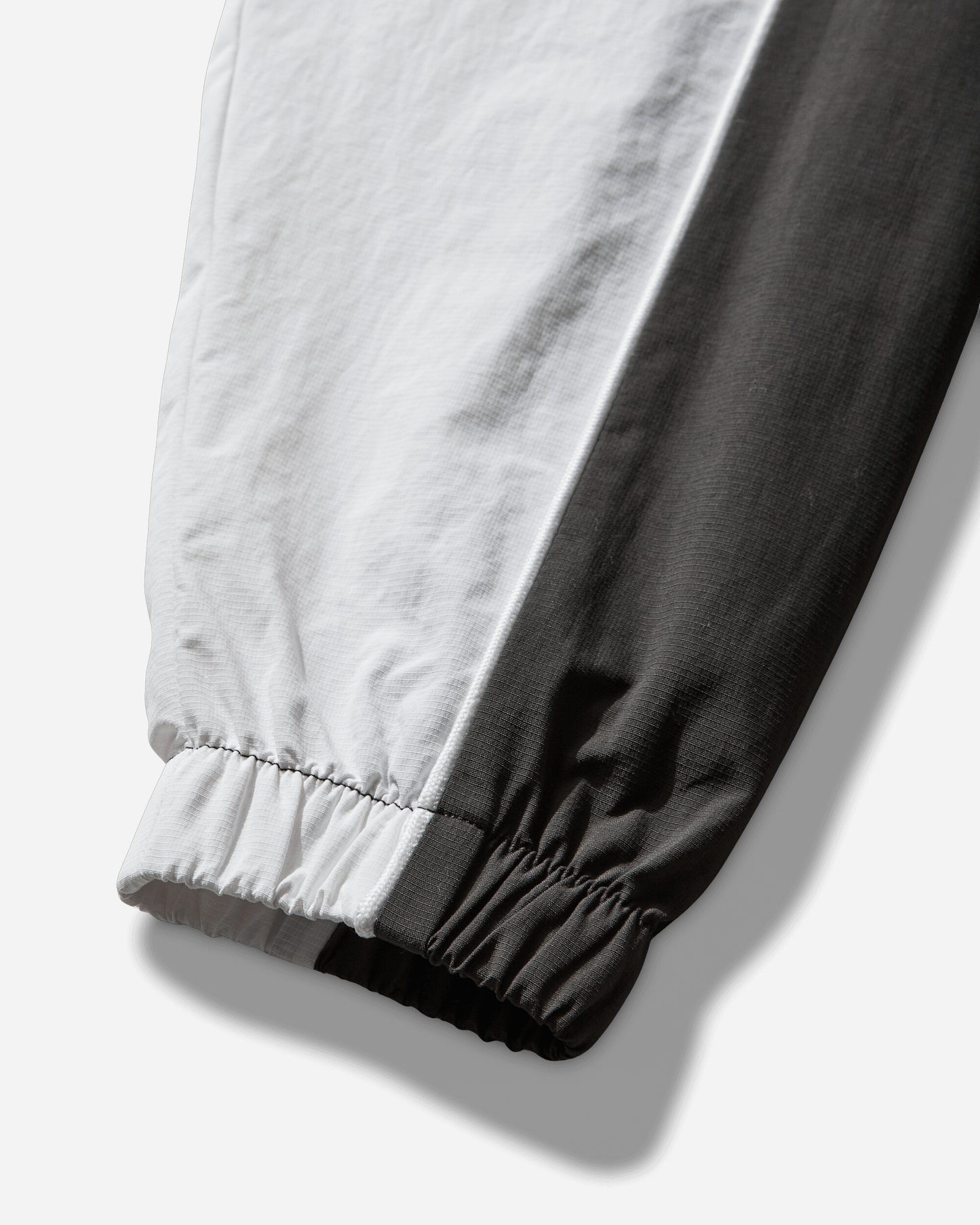 Umbro Guarding Masked Tracksuit White Dark Olive Coats and Jackets Jackets UBMW0477FA307 WTH0007