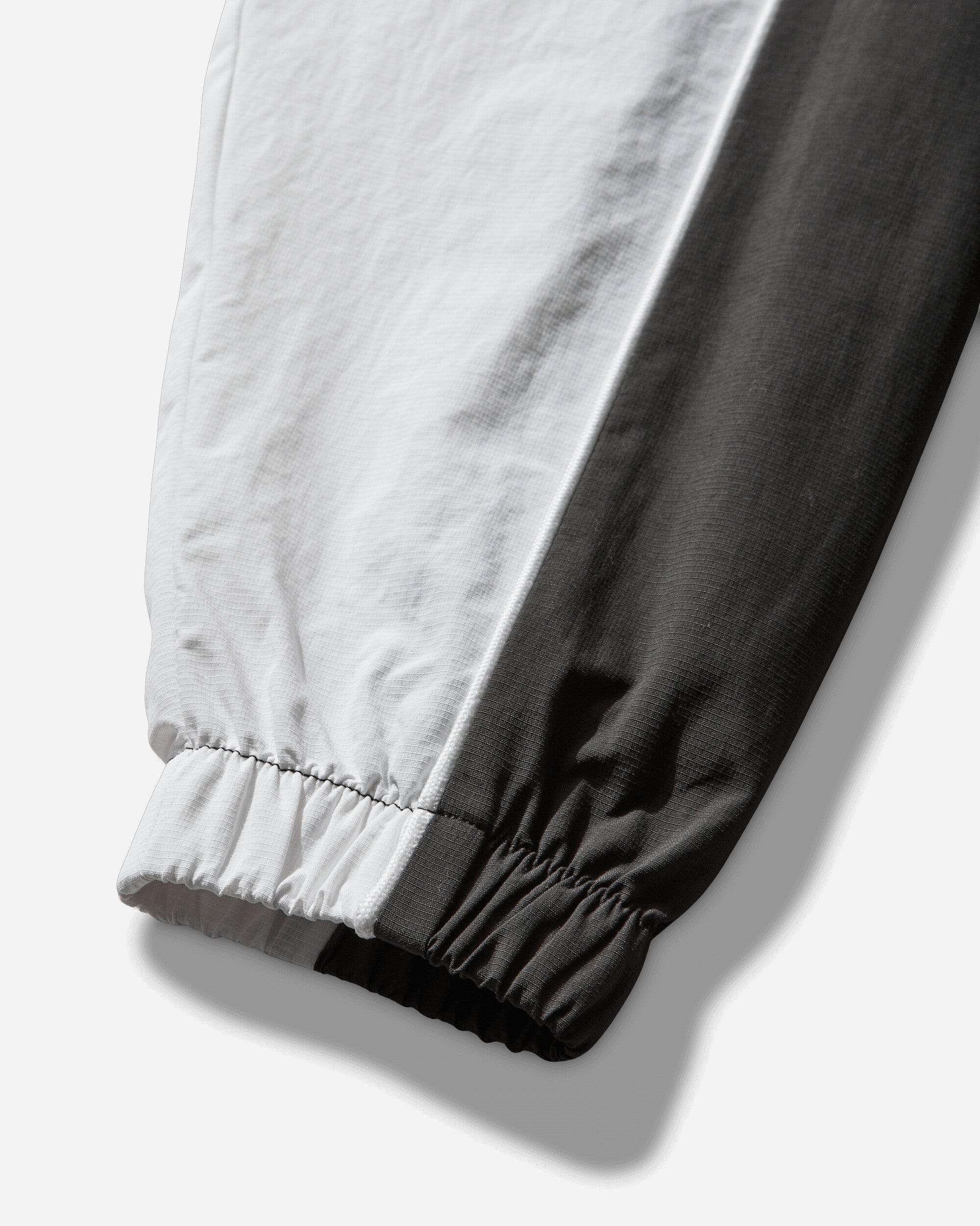 Umbro Guarding Masked Tracksuit White Dark Olive Coats and Jackets Jackets UBMW0477FA307 WTH0007