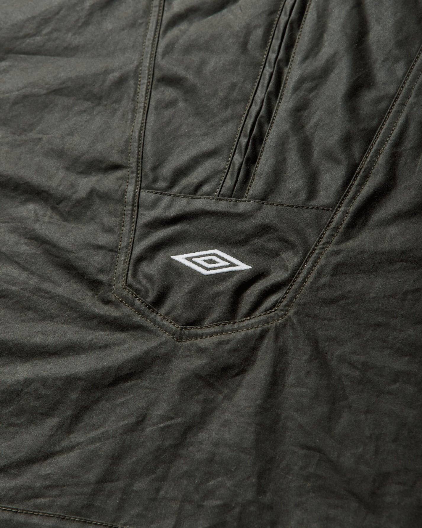 Umbro Masked Waxed Anorak Dark Olive Coats and Jackets Jackets UBMW0332FA207 GRN0010