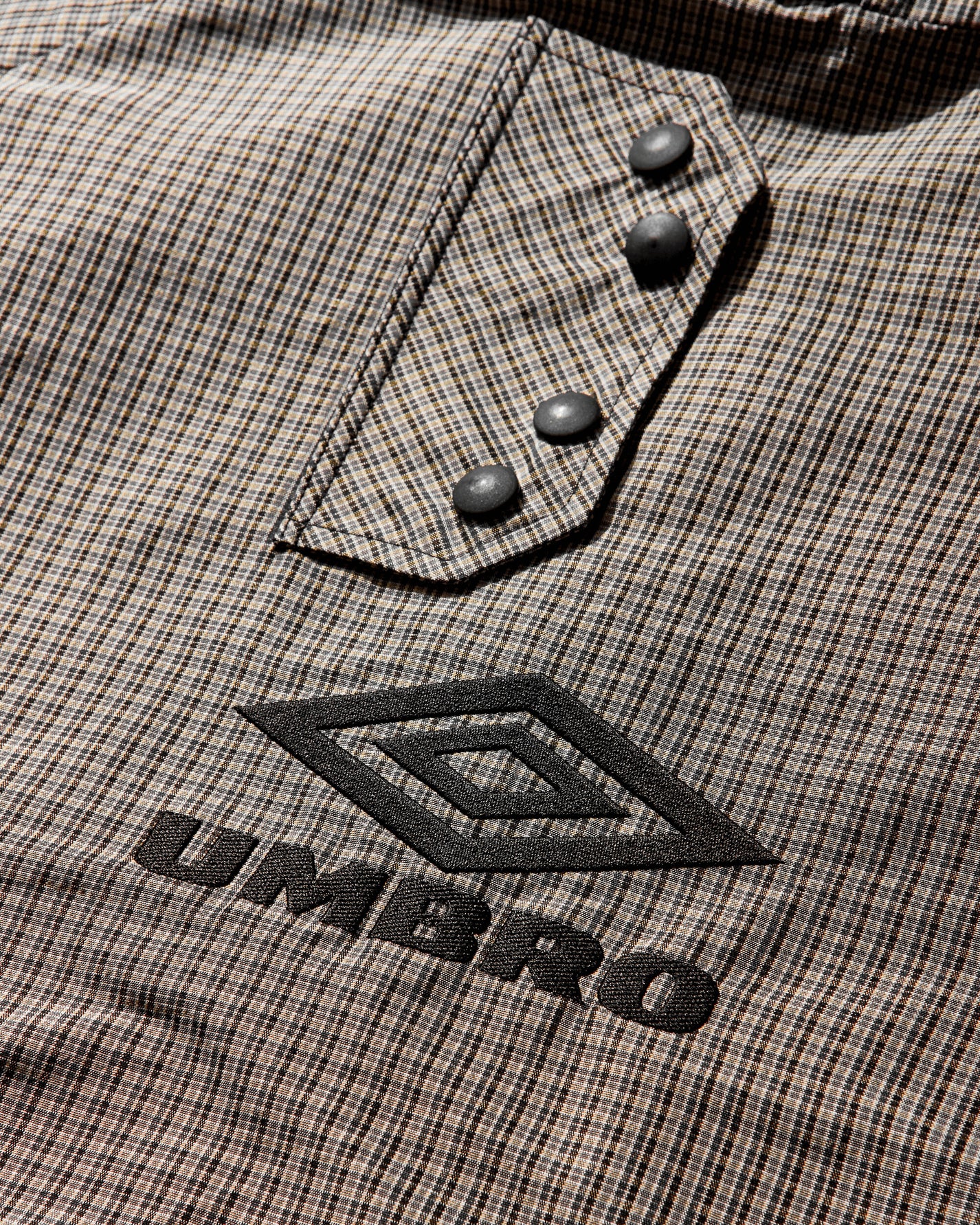 Umbro Smock Check Anorak Beige Black Coats and Jackets Jackets UBMW0340FA214 BEG0024