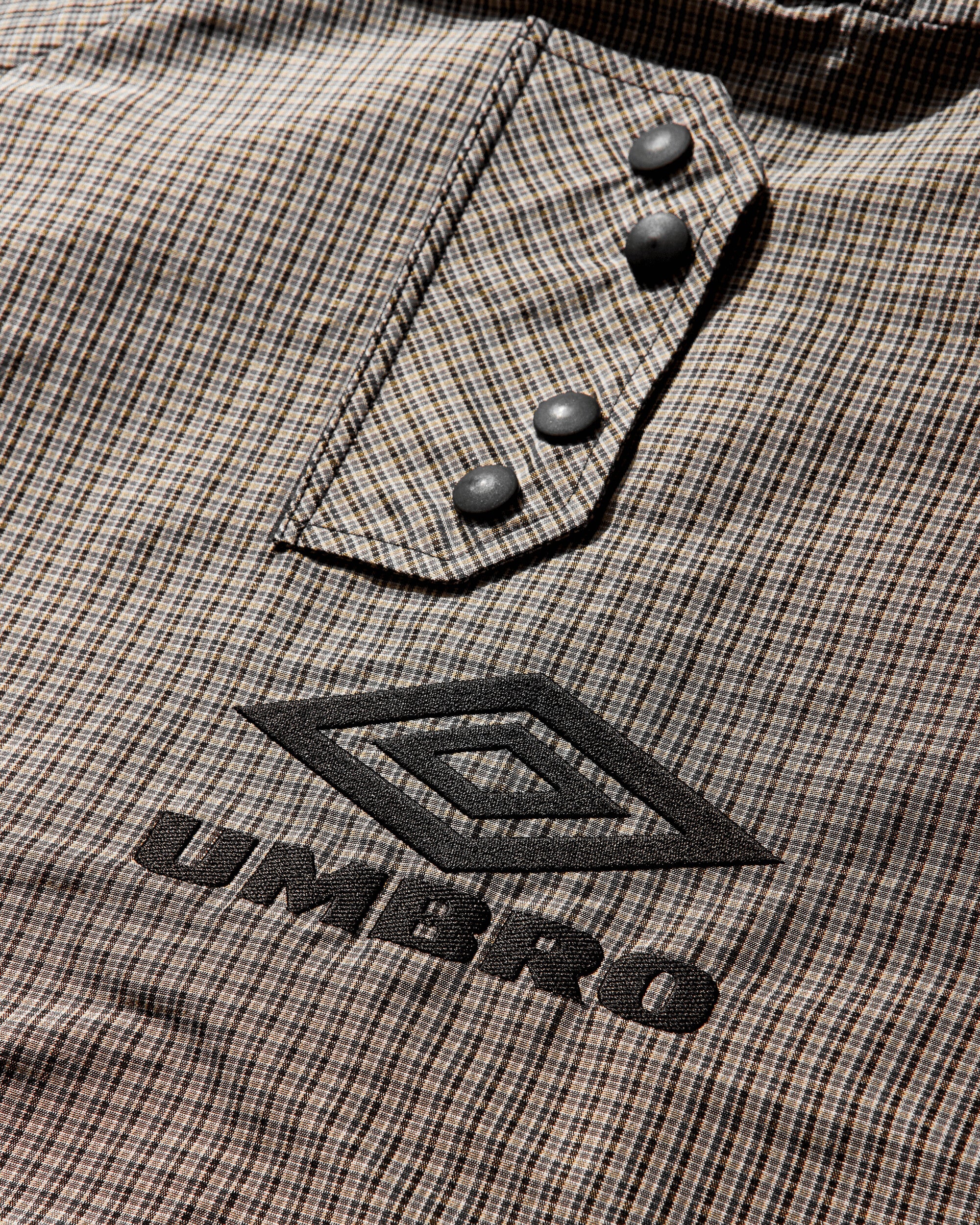 Umbro Smock Check Anorak Beige Black Coats and Jackets Jackets UBMW0340FA214 BEG0024