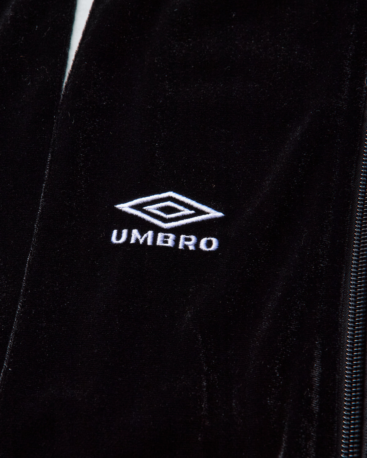 Umbro Velvet Jester Tracksuit Black Coats and Jackets Jackets UBMW0652FA434 BLK0001