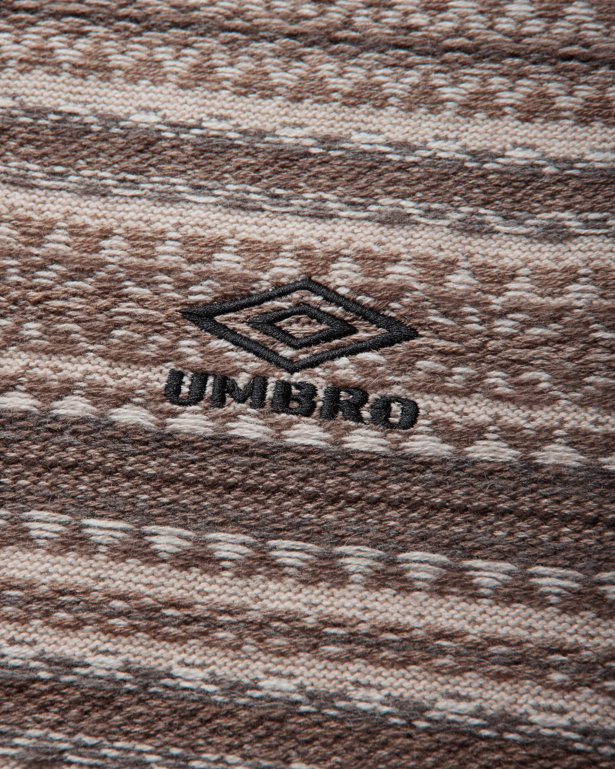 Umbro Fair Isle Crest Crew Greige Knitwears Sweaters UBMW0654YA27 GRY0063