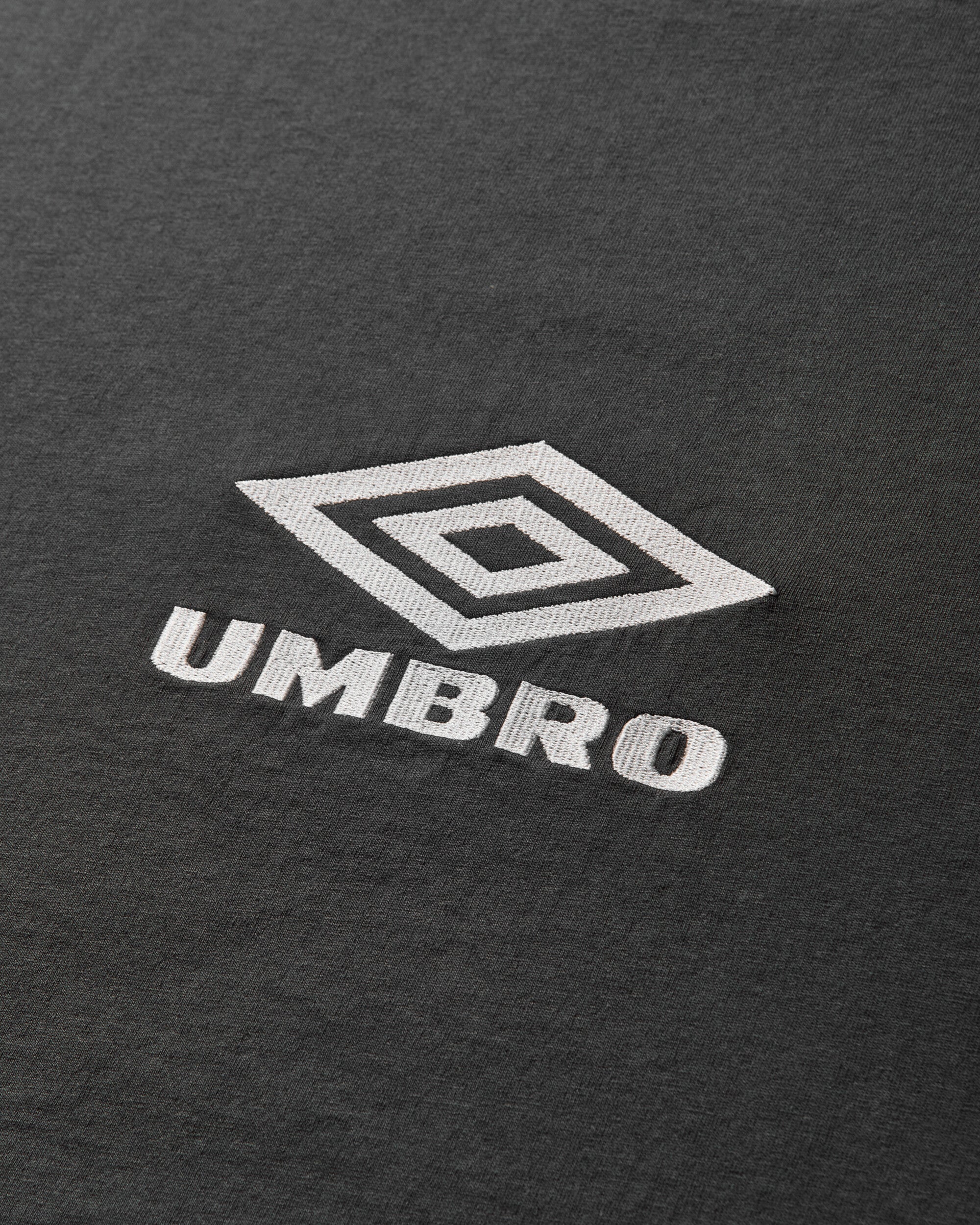 Umbro Og Logo T Shirt Dark Grey T-Shirts Top UBMW0238JY55 GRY0003
