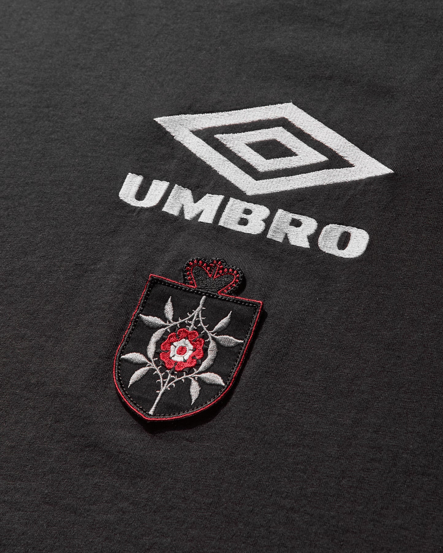 Umbro Og Tape T Shirt Washed Black T-Shirts Top UBMW0341JY101 BLK0020