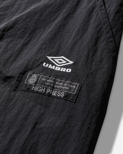 Umbro Antique Nylon Pants Carbon Black Pants Trousers UBMW0493FA322 BLK0002