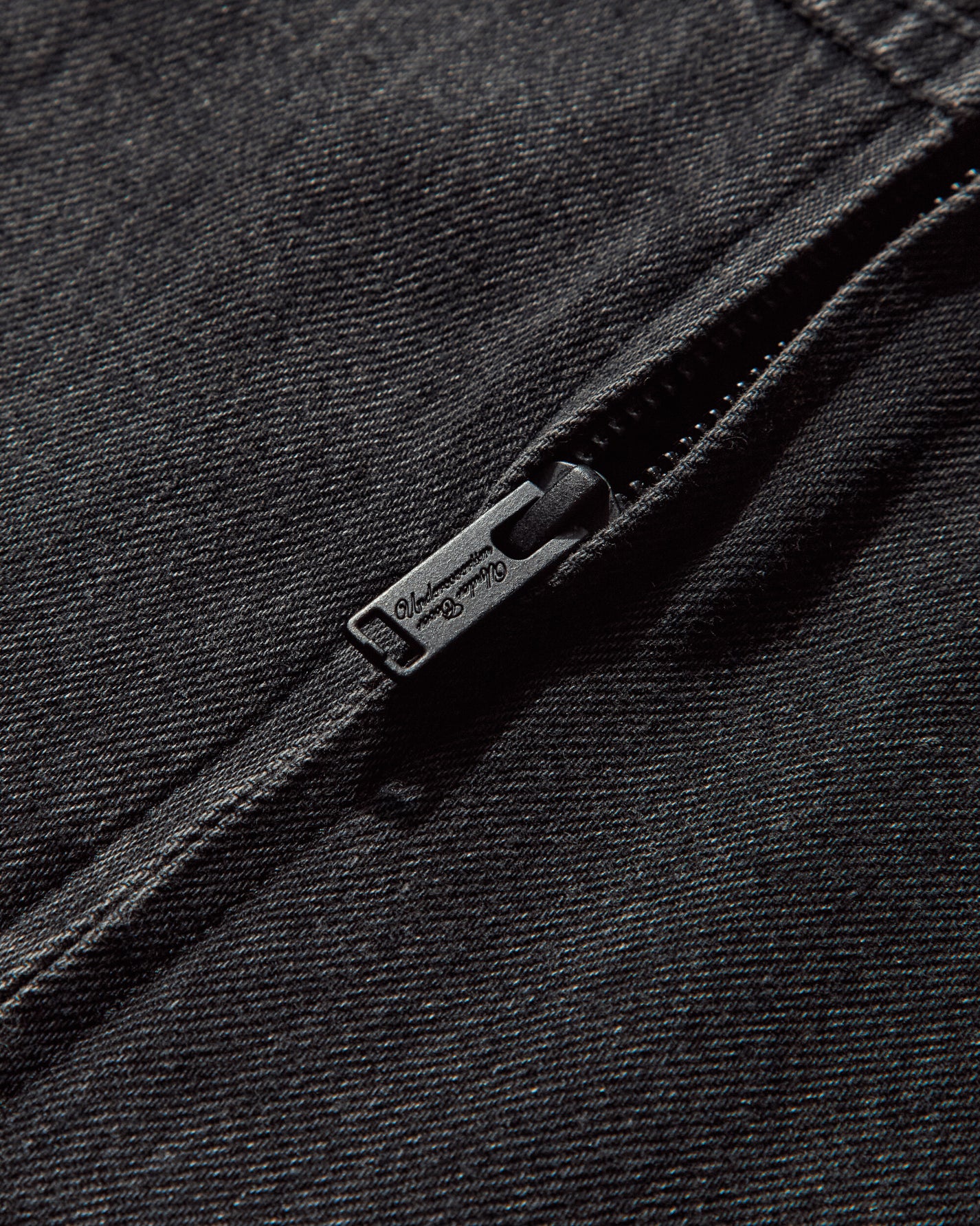 Undercover Wmns C/S Black Sweatshirts Hoodies UP2E1806 1