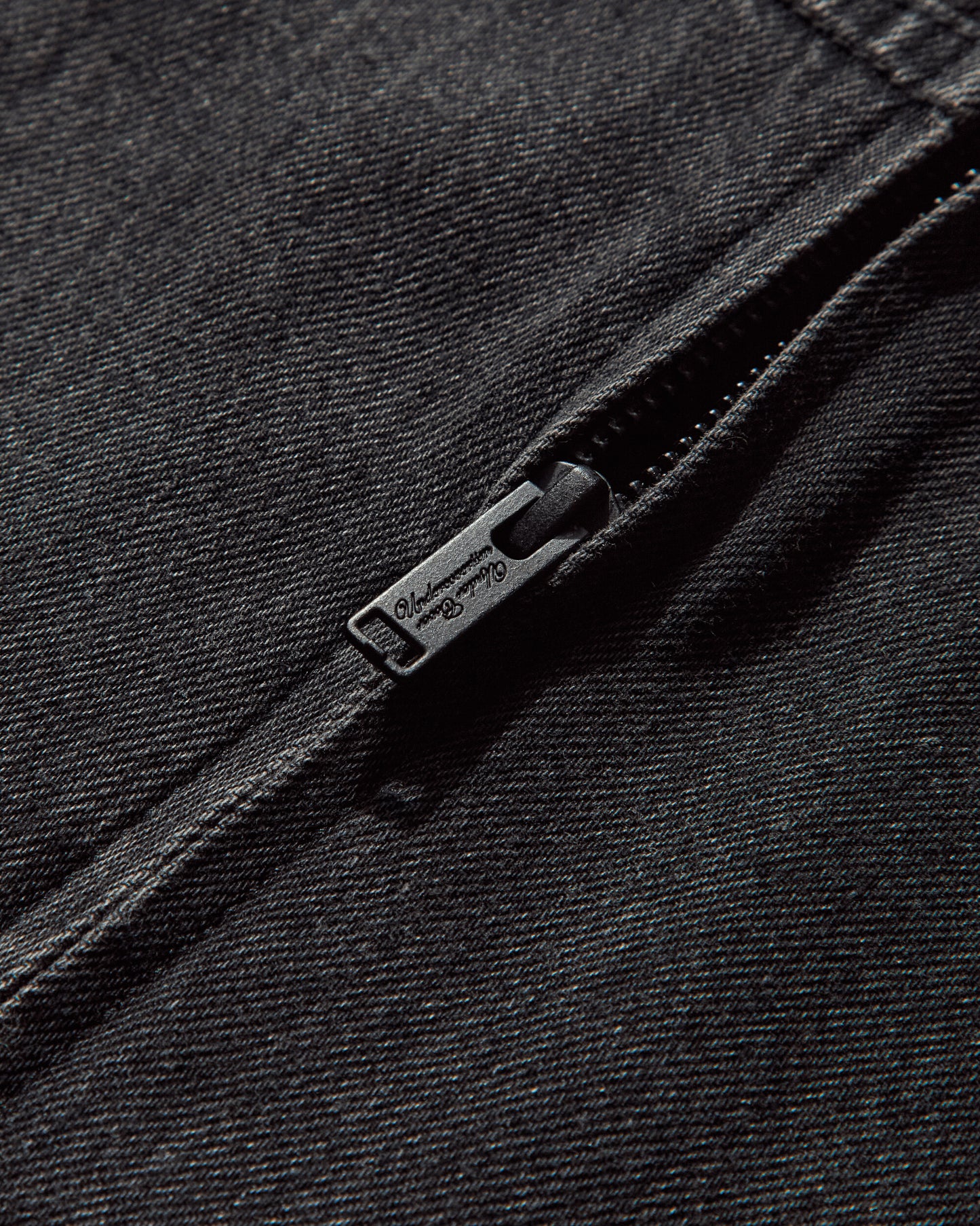 Undercover Wmns C/S Black Sweatshirts Hoodies UP2E1806 1