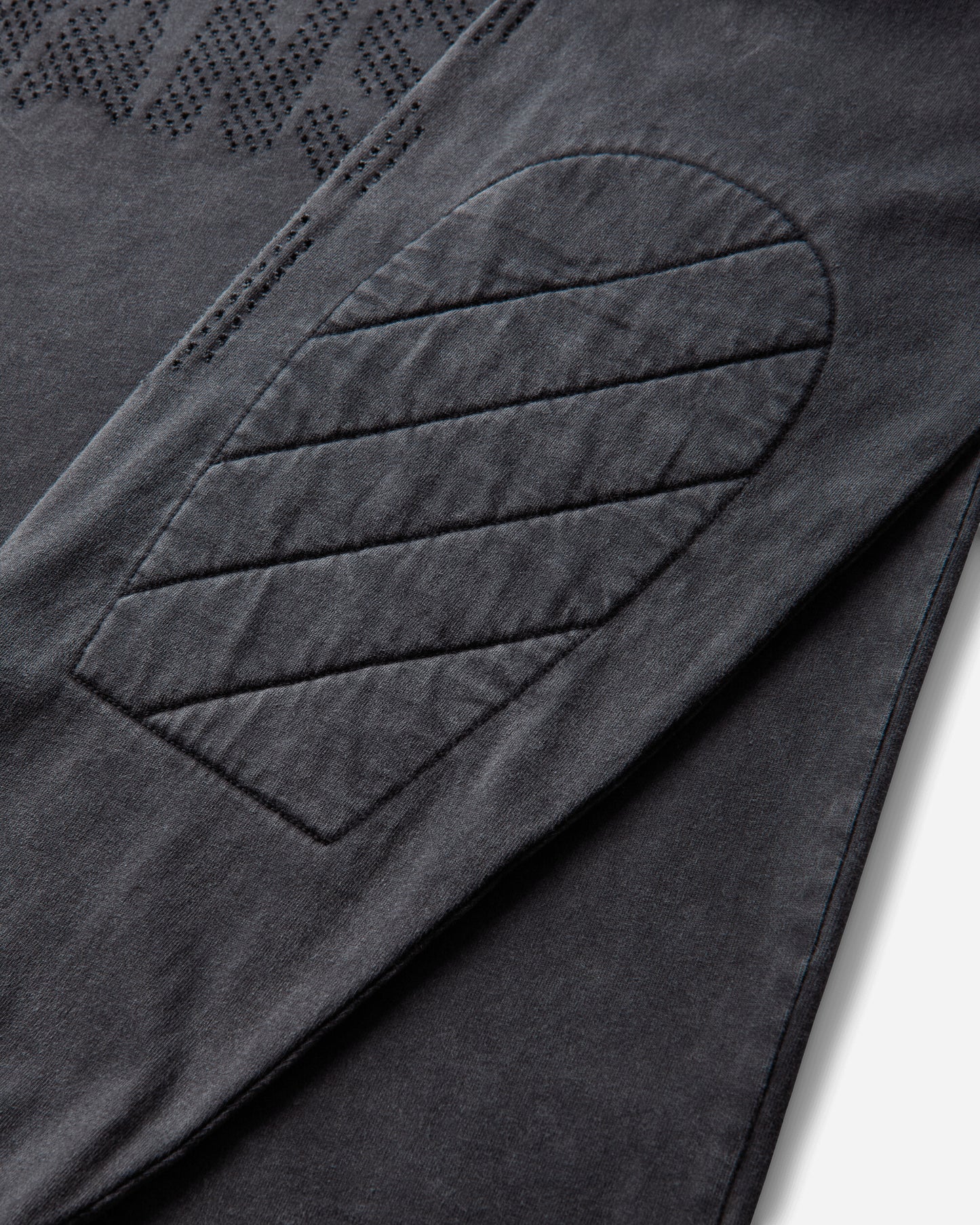 Vans Aod Lasered Longsleeve T Shirt Black T-Shirts Longsleeve VN000TTEBLK1