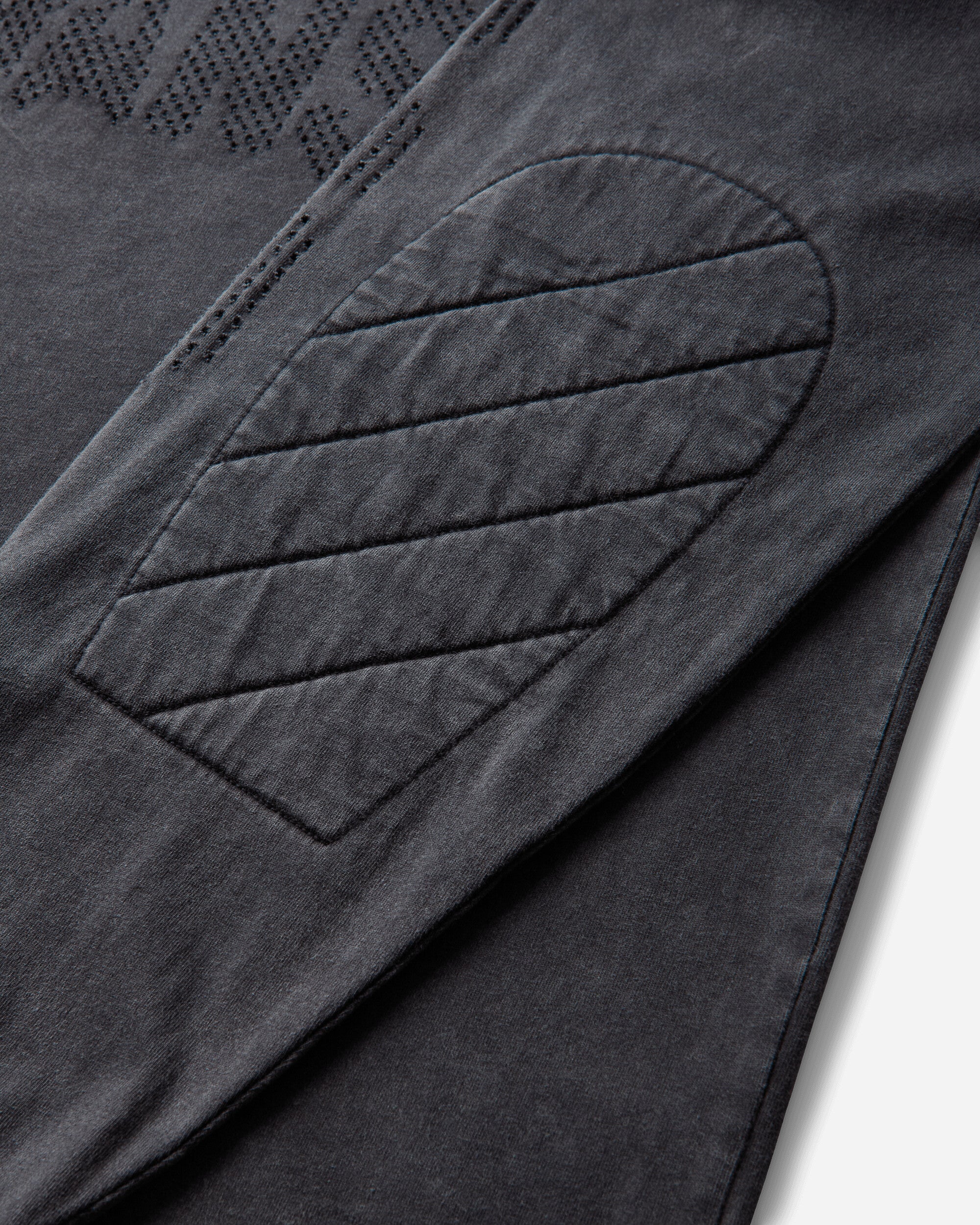 Vans Aod Lasered Longsleeve T Shirt Black T-Shirts Longsleeve VN000TTEBLK1