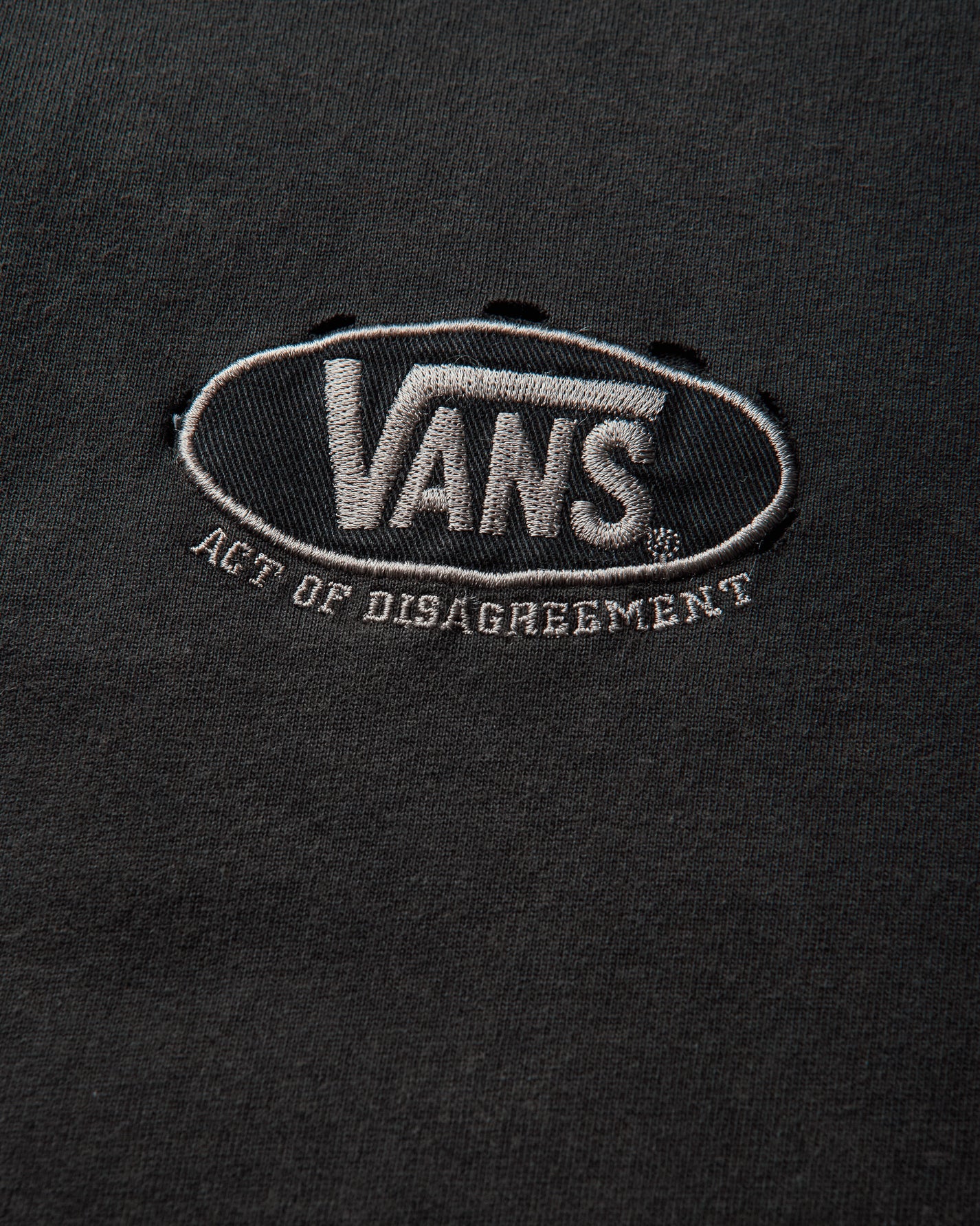 Vans Aod Racing Longsleeve T Shirt Black/White T-Shirts Longsleeve VN000TWXY281
