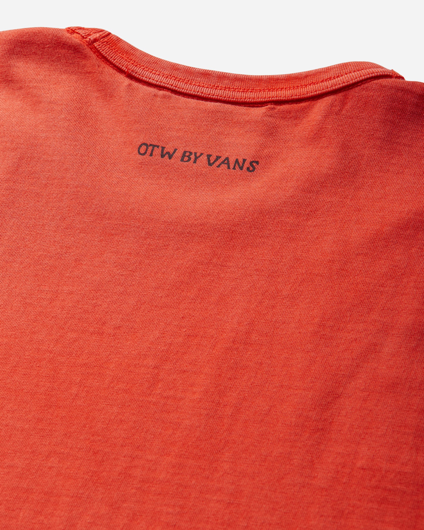 Vans Otw Julian K Washed Ss Tee Julian Klincewicz Mandarin Red T-Shirts Shortsleeve VN000RSCZXT1