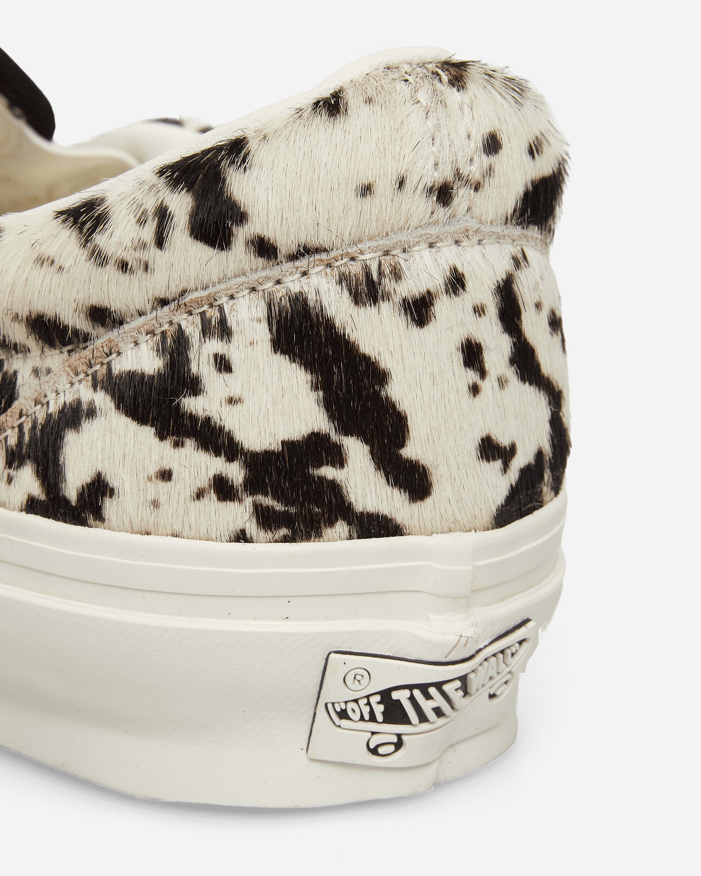 Vans Wmns Lx Classic Slip-On 98 Pony Hair Black/White Sneakers Low VN000EEZY281