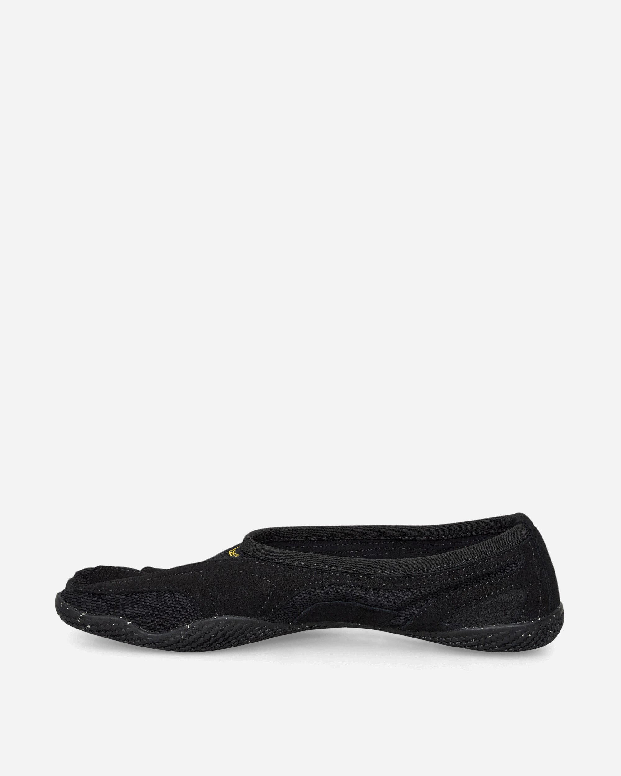 Vibram FiveFingers Wmns Jaya Evo Triple Black Sandals and Slides Flat 26W1503P BLK