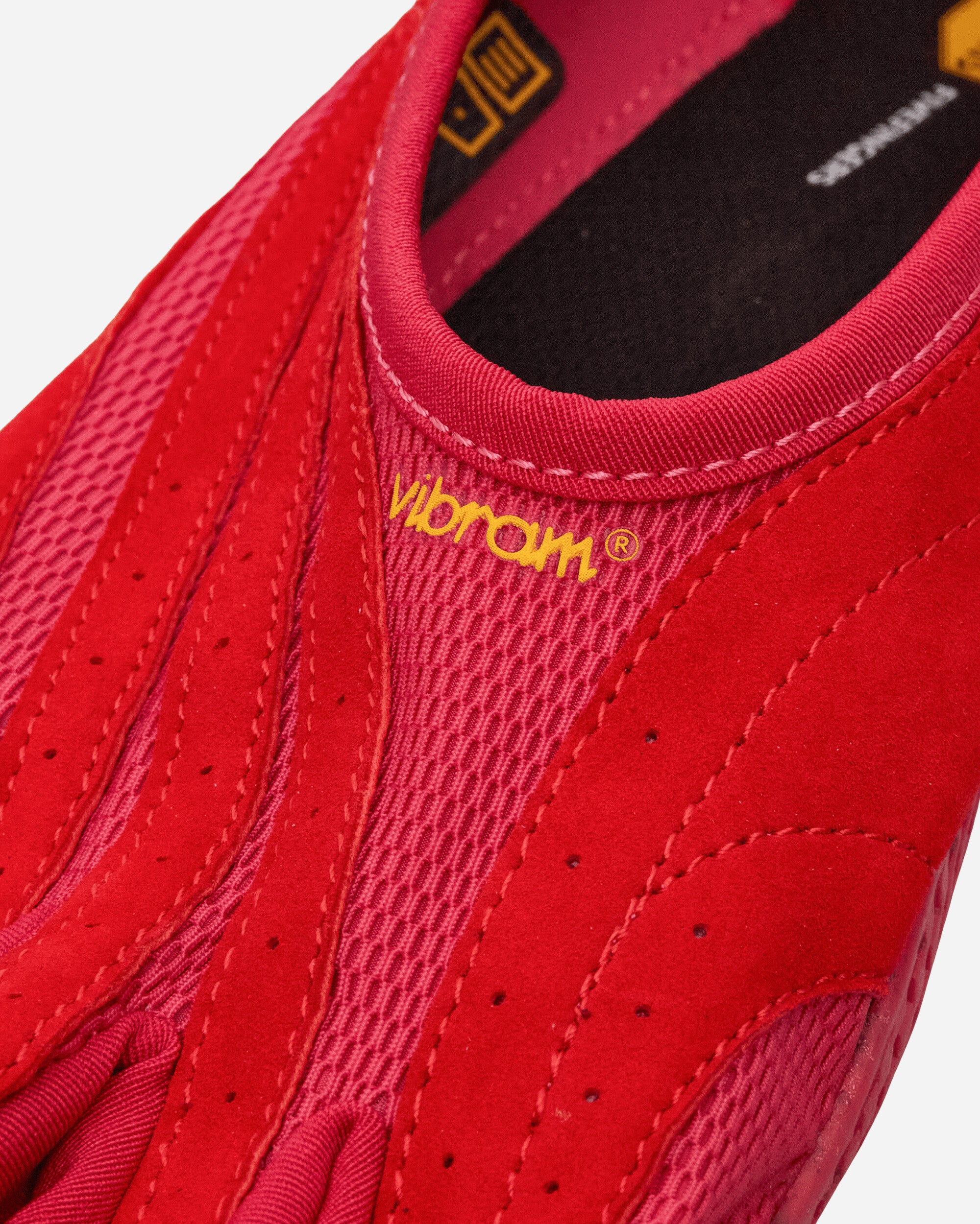 Vibram FiveFingers Wmns Jaya Evo Fuchsia/Red Sandals and Slides Flat 26W1504P RED